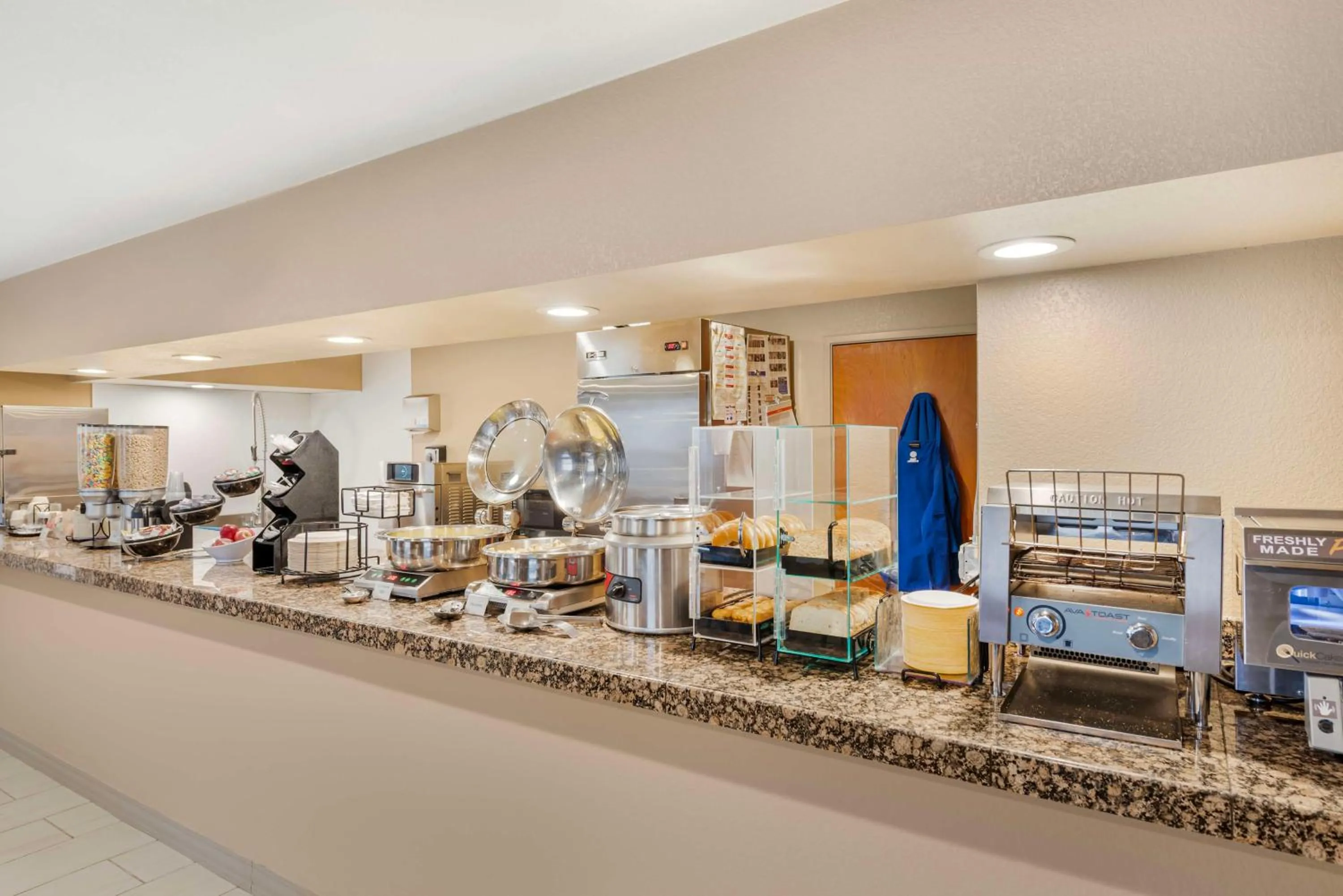 Breakfast in Best Western Executive Inn & Suites