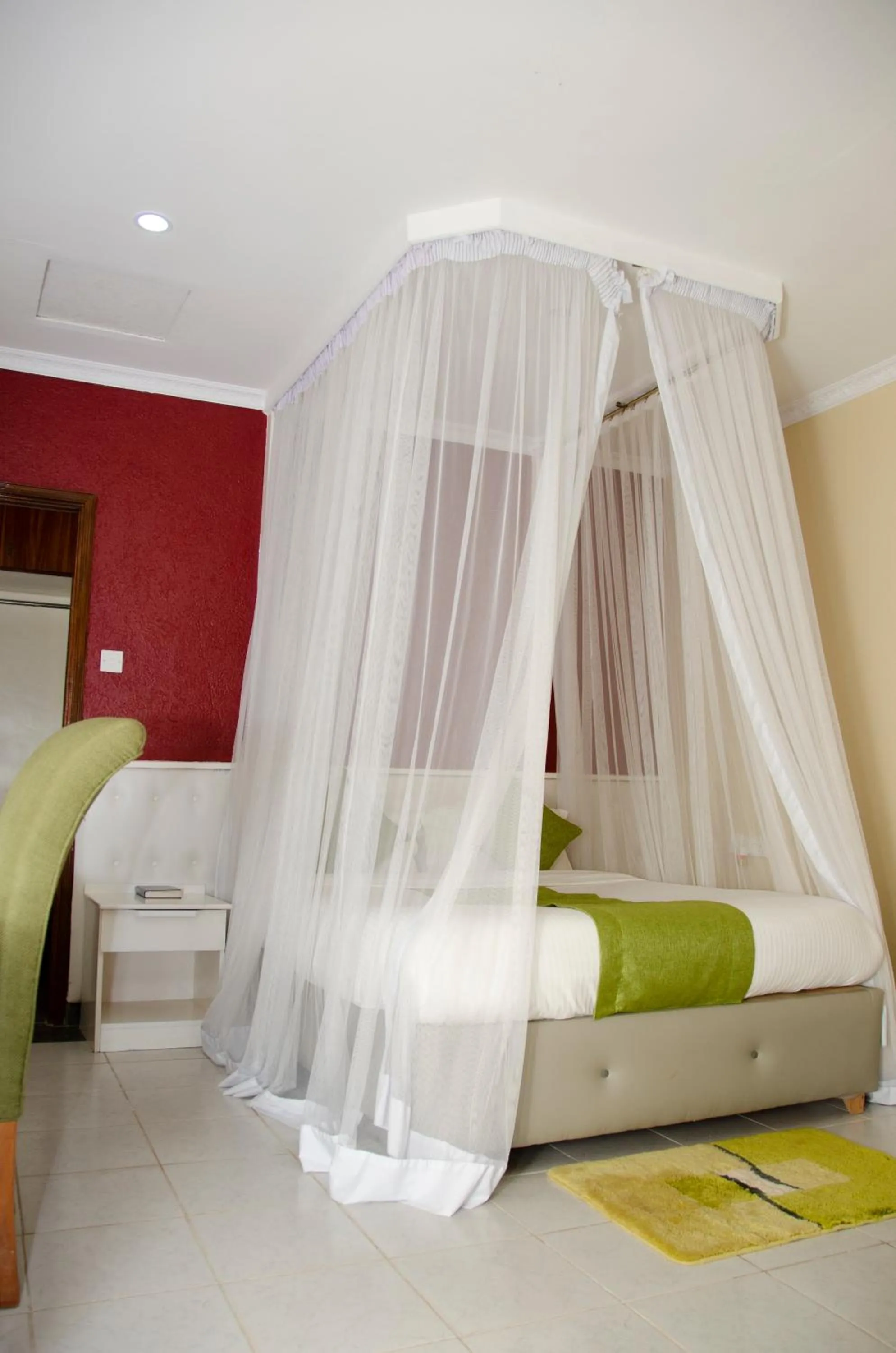 The Noble Hotel & Conference Centre