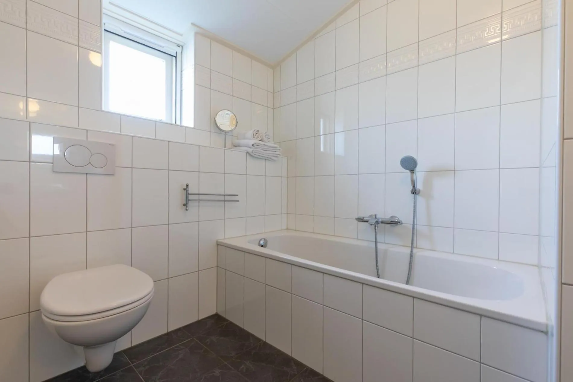 Welcome in - Sint-Anthonijshoek, studio's met eigen tuin, theeschenkerij en pluktuin