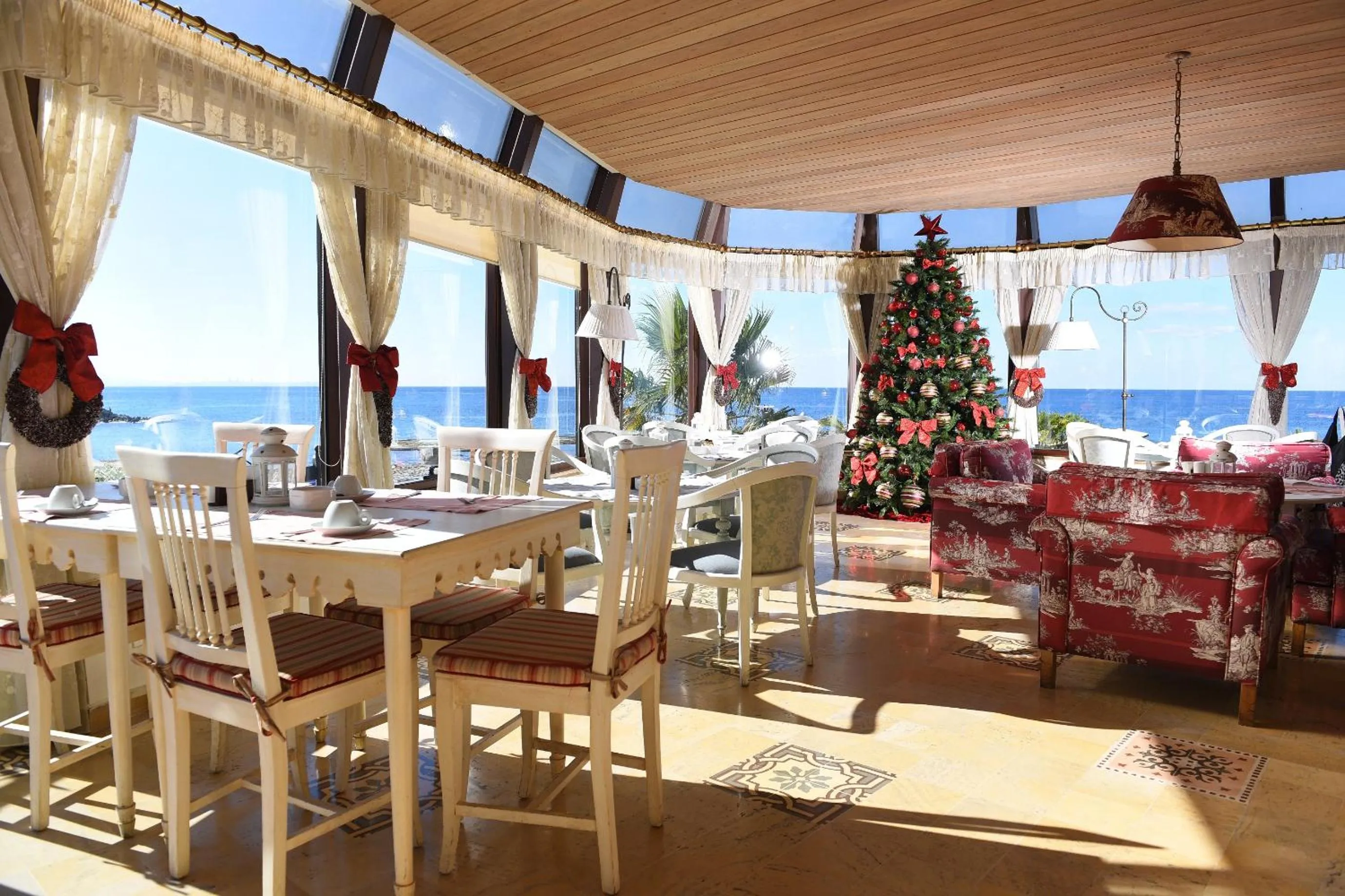 Restaurant/places to eat in Byblos Sur Mer