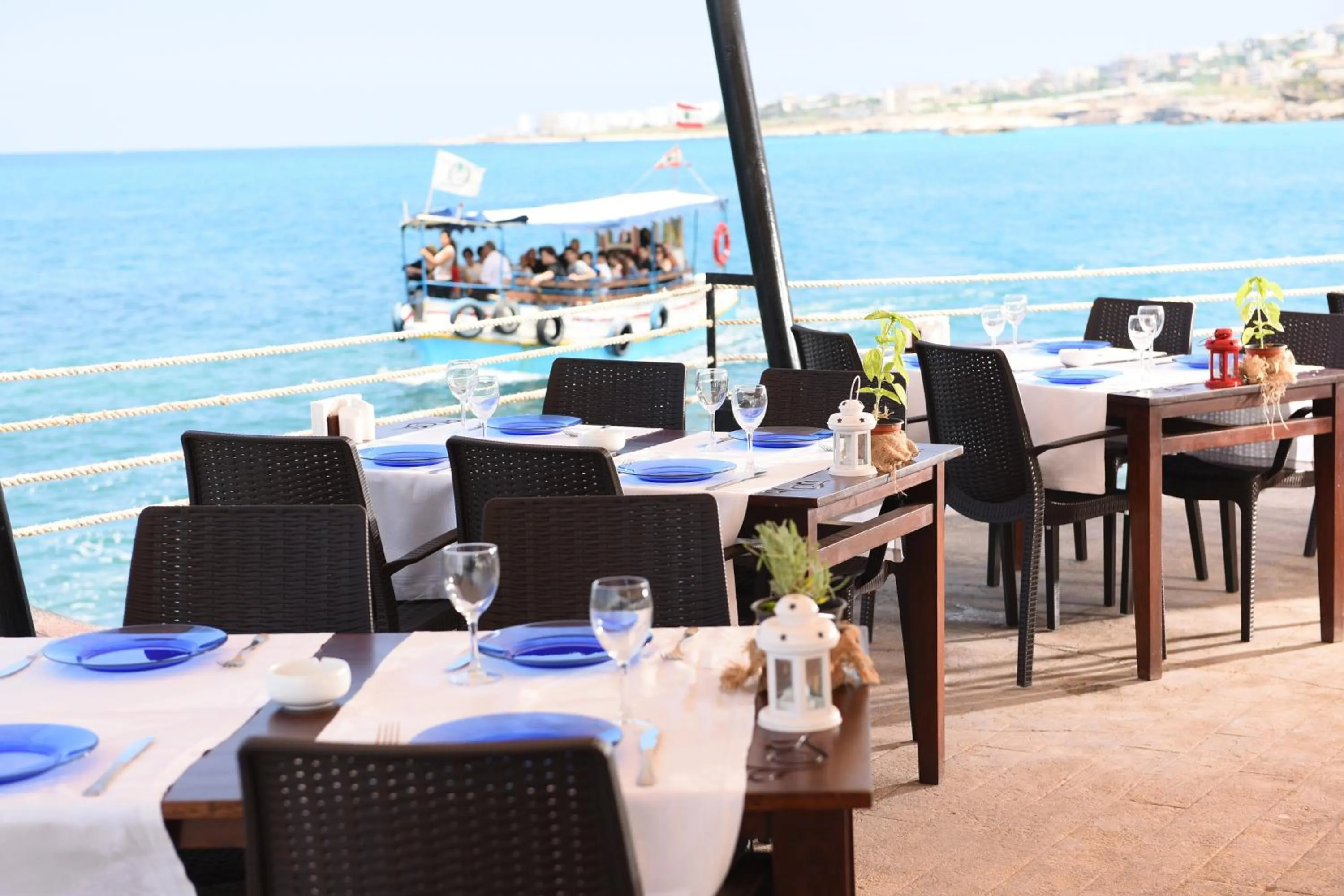 Restaurant/places to eat in Byblos Sur Mer