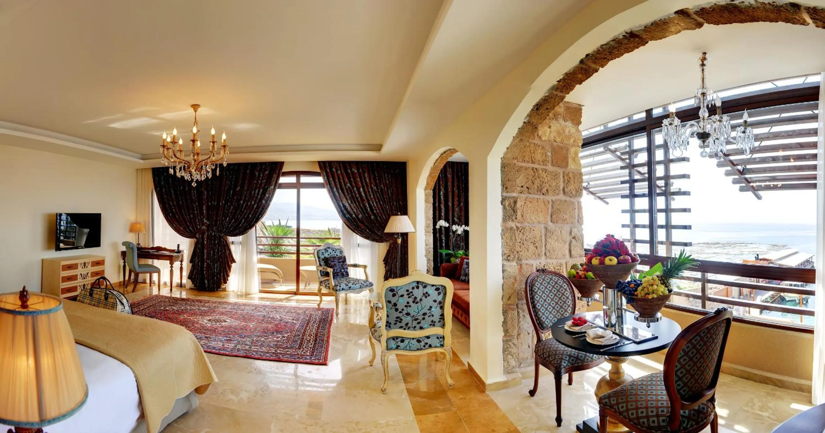 Balcony/Terrace in Byblos Sur Mer