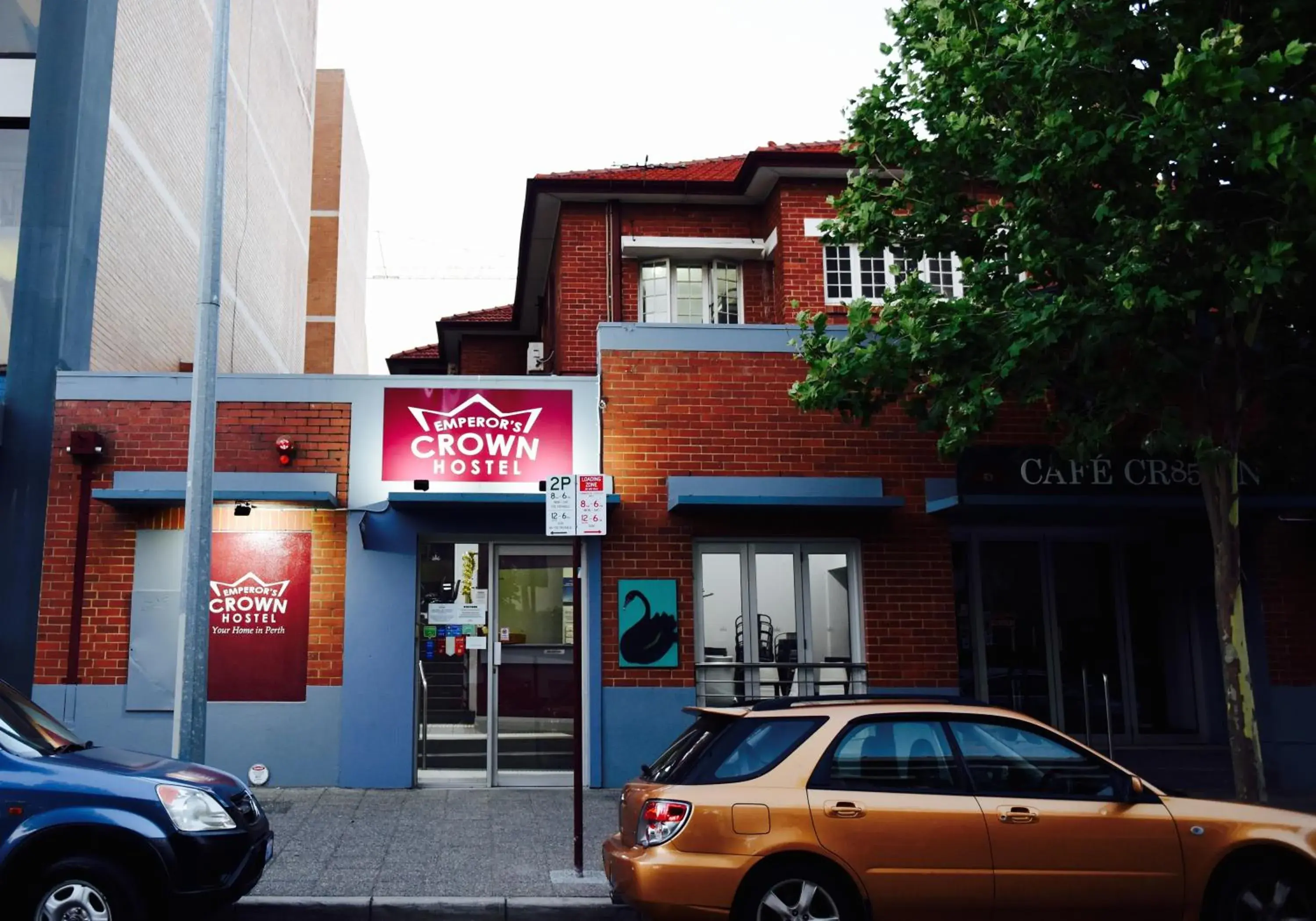 The Emperors Crown Hostel The Emperors Crown Hostel