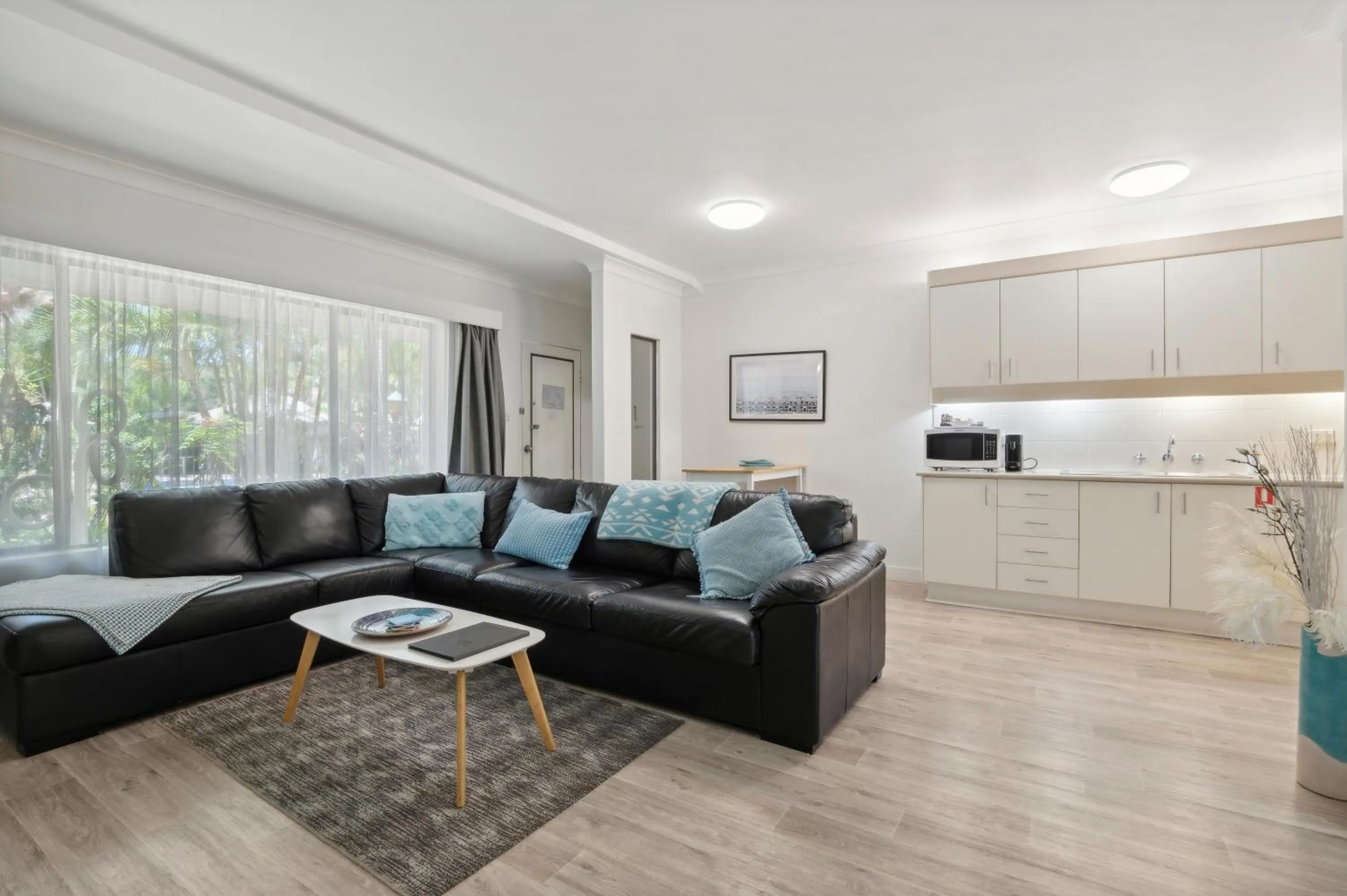 Living room in Smugglers On The Beach