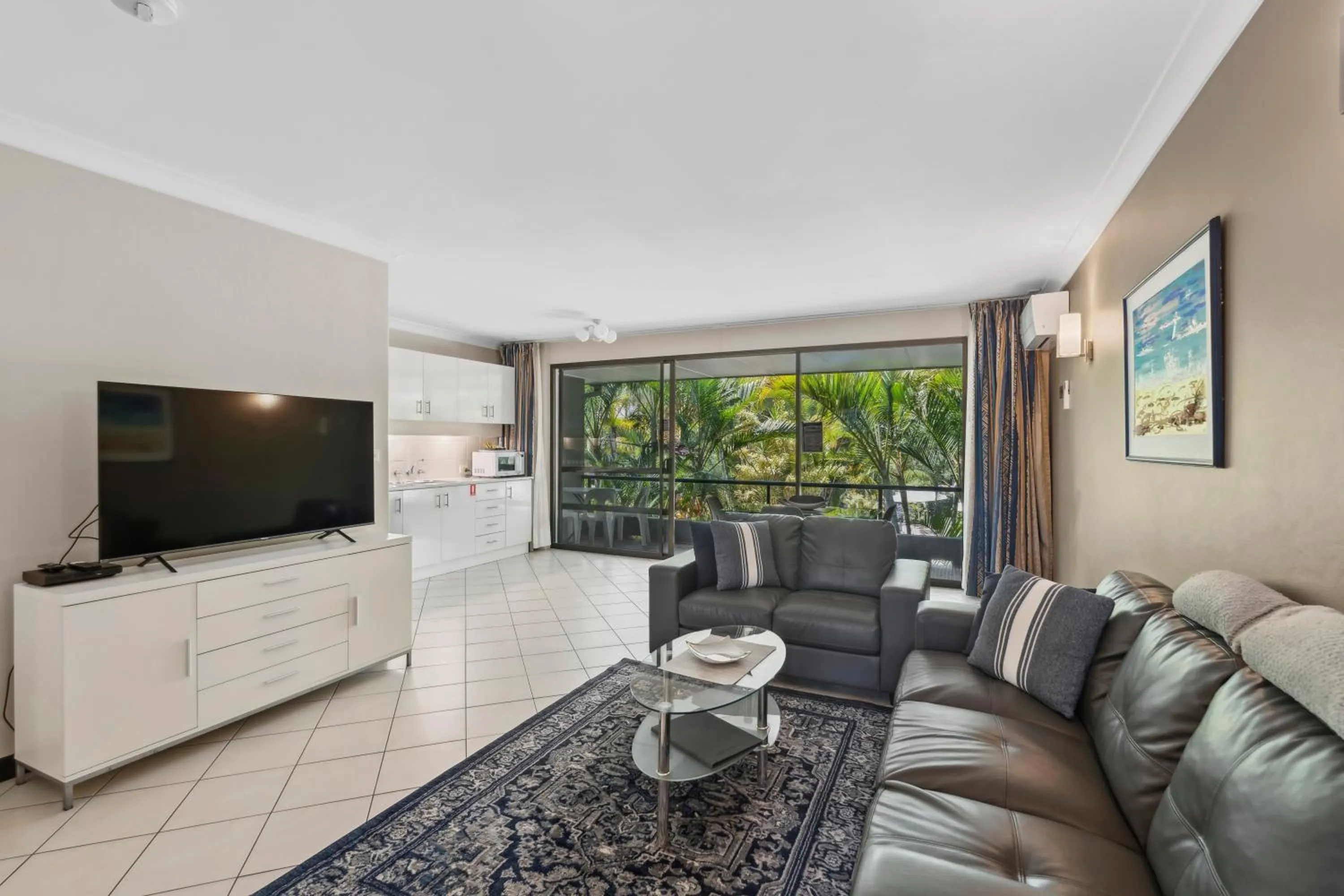 Living room in Smugglers On The Beach