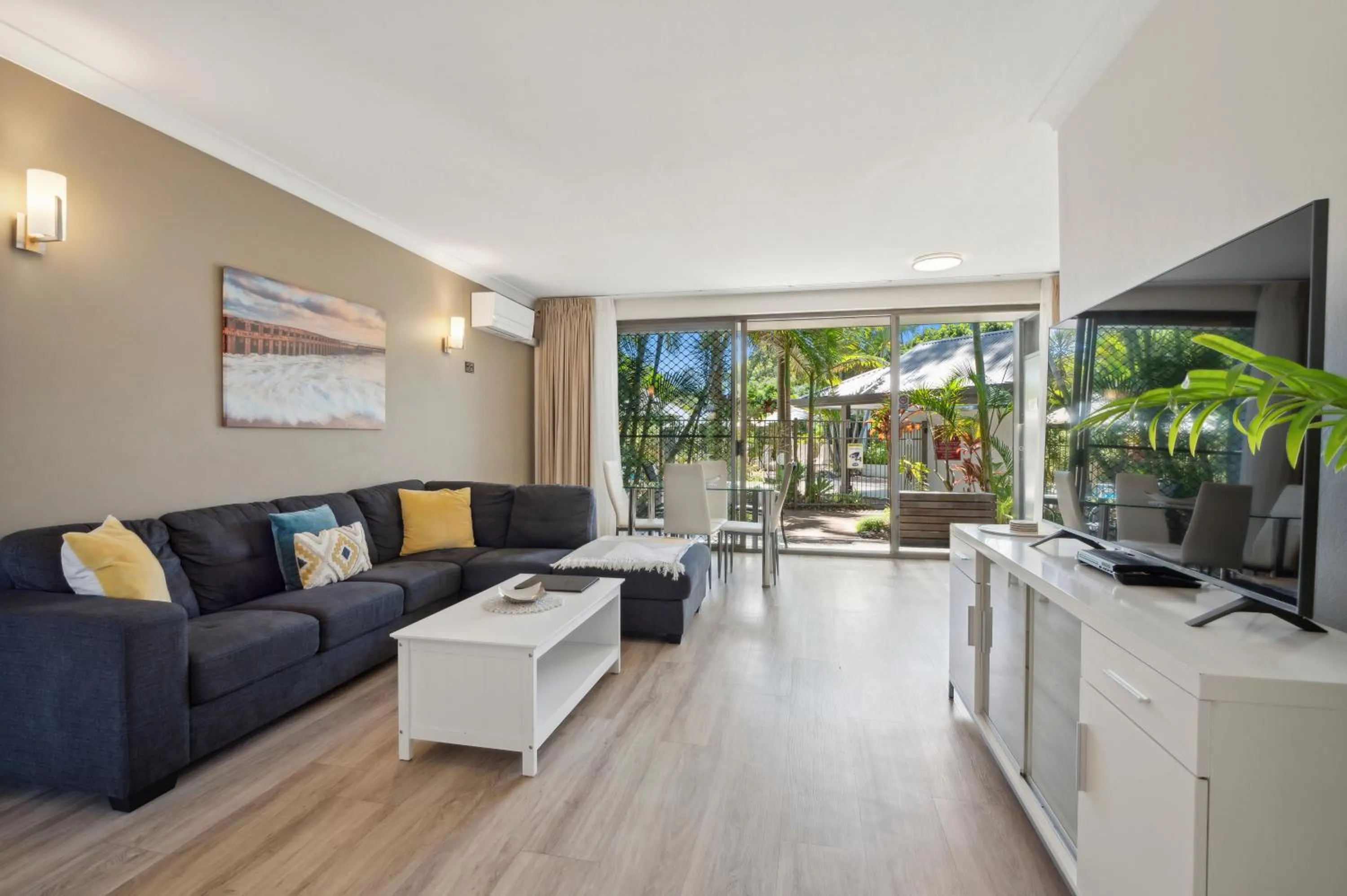 Living room in Smugglers On The Beach