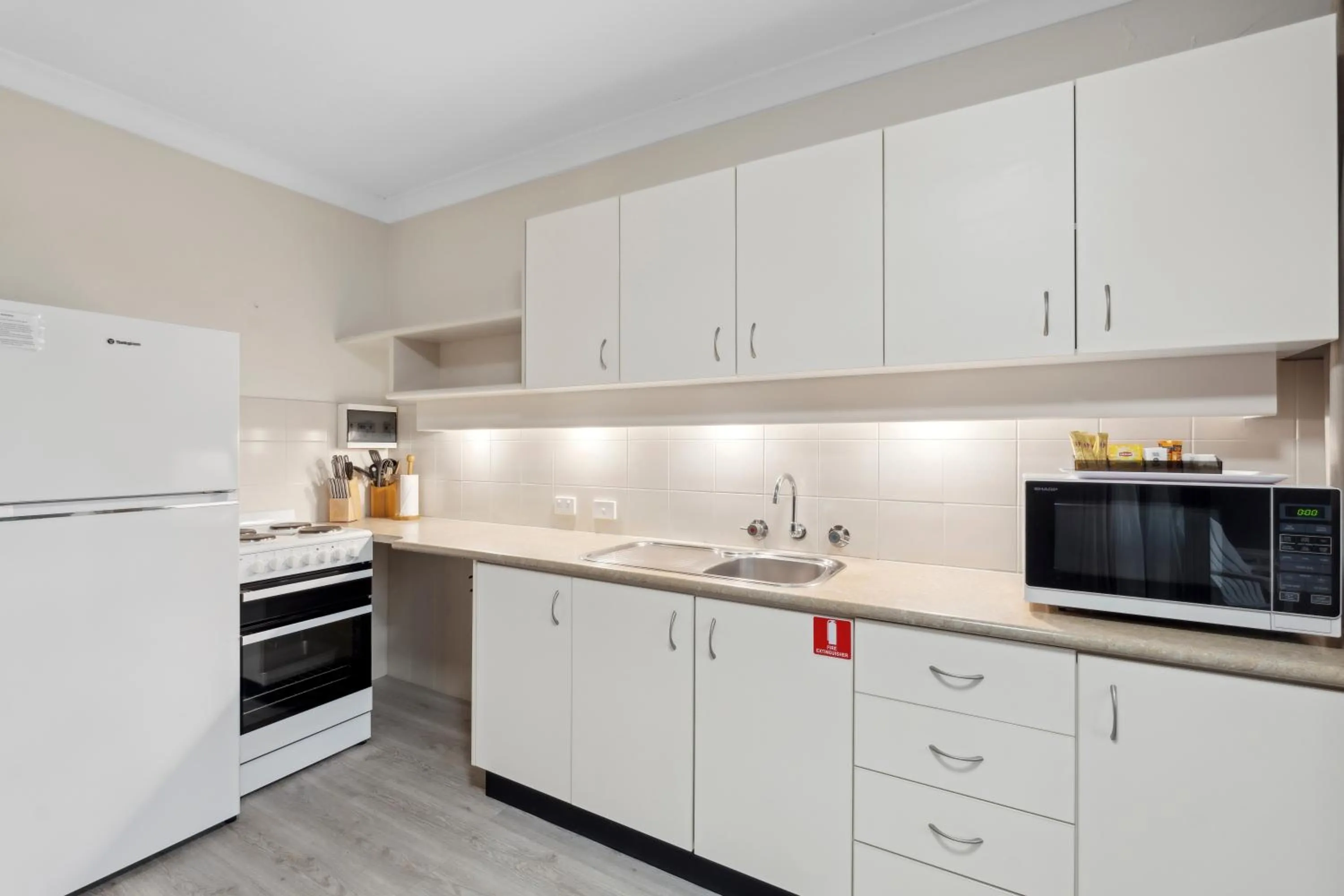 Kitchen or kitchenette in Smugglers On The Beach