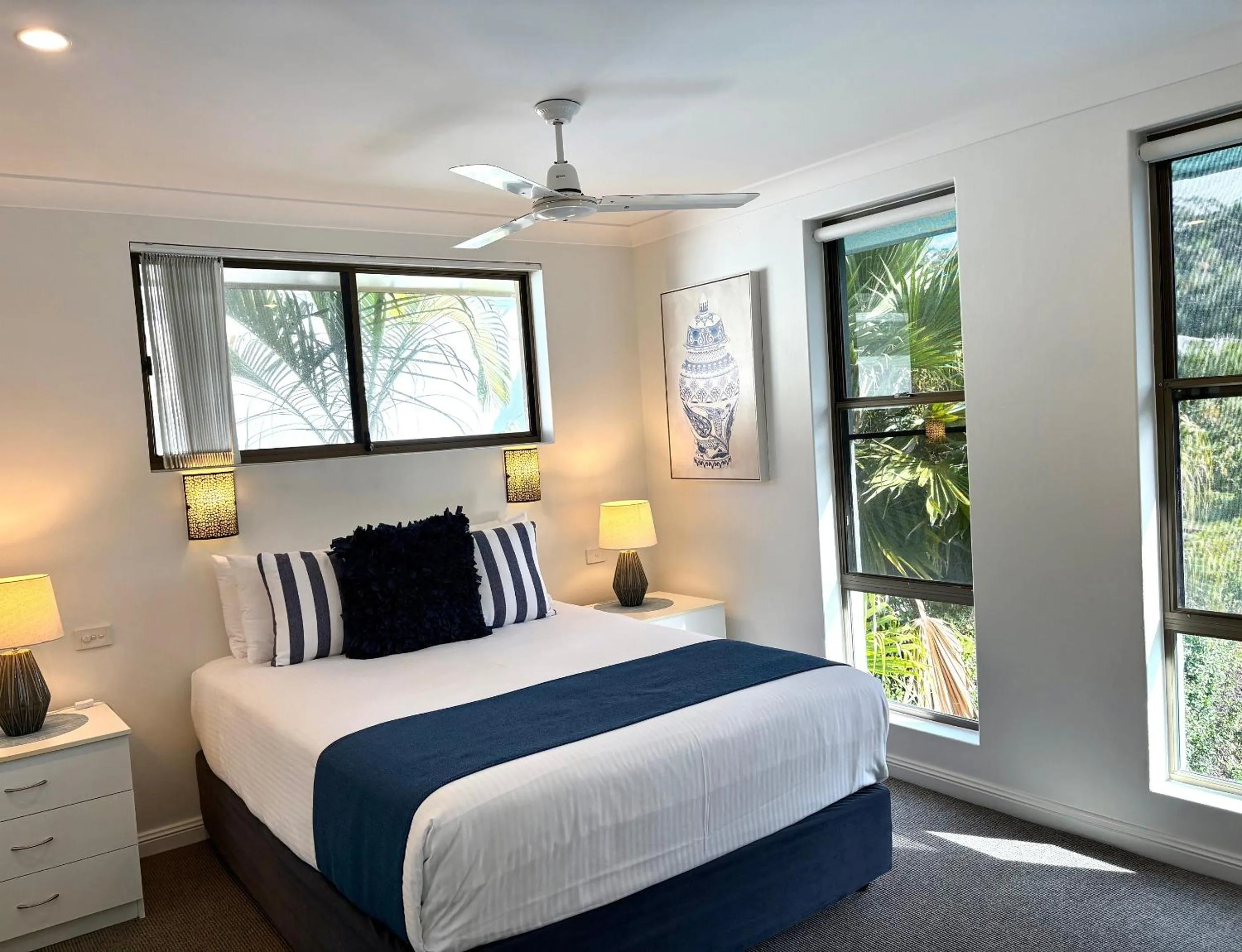 Bed in Smugglers On The Beach