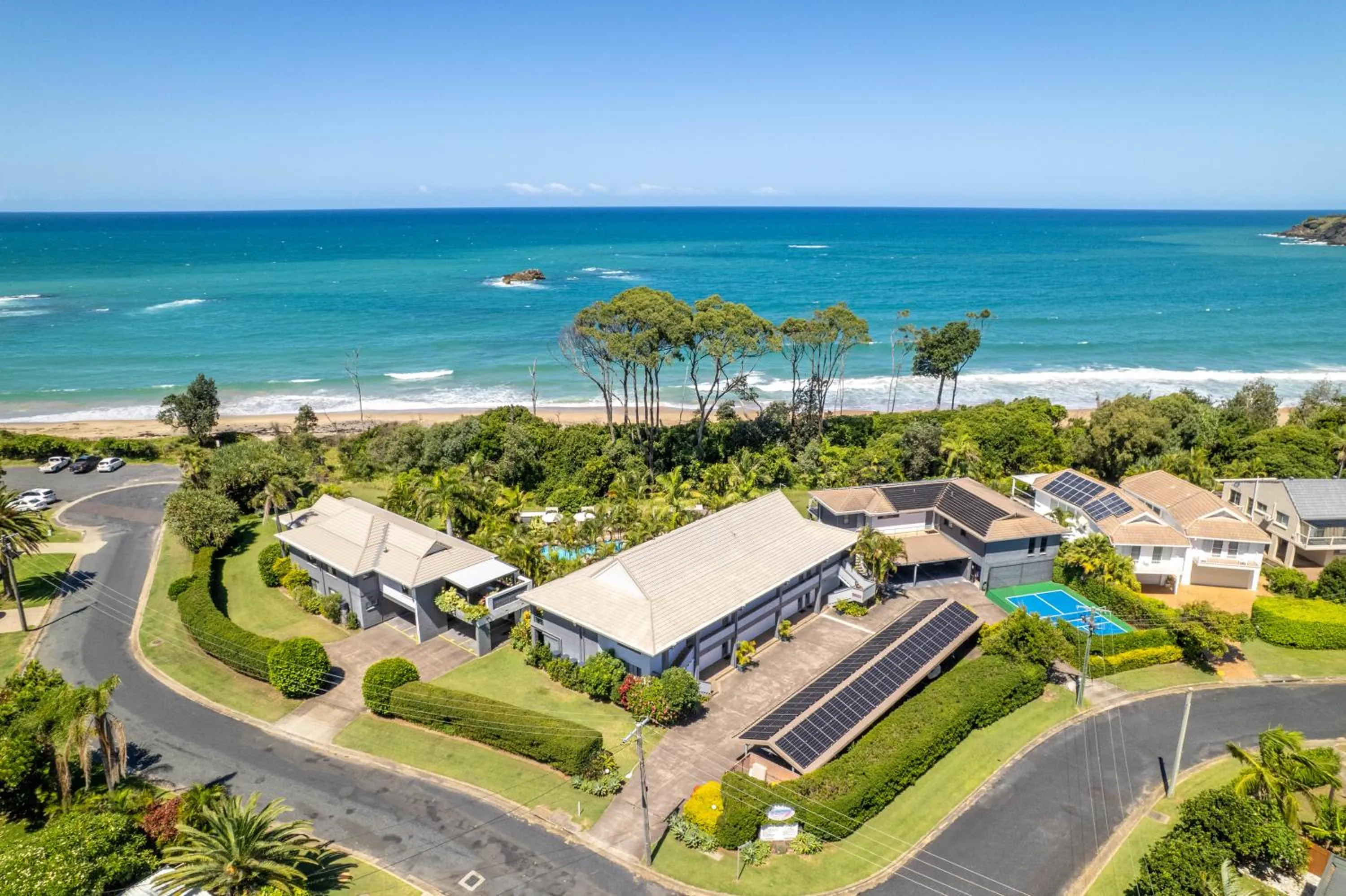 Property building in Smugglers On The Beach