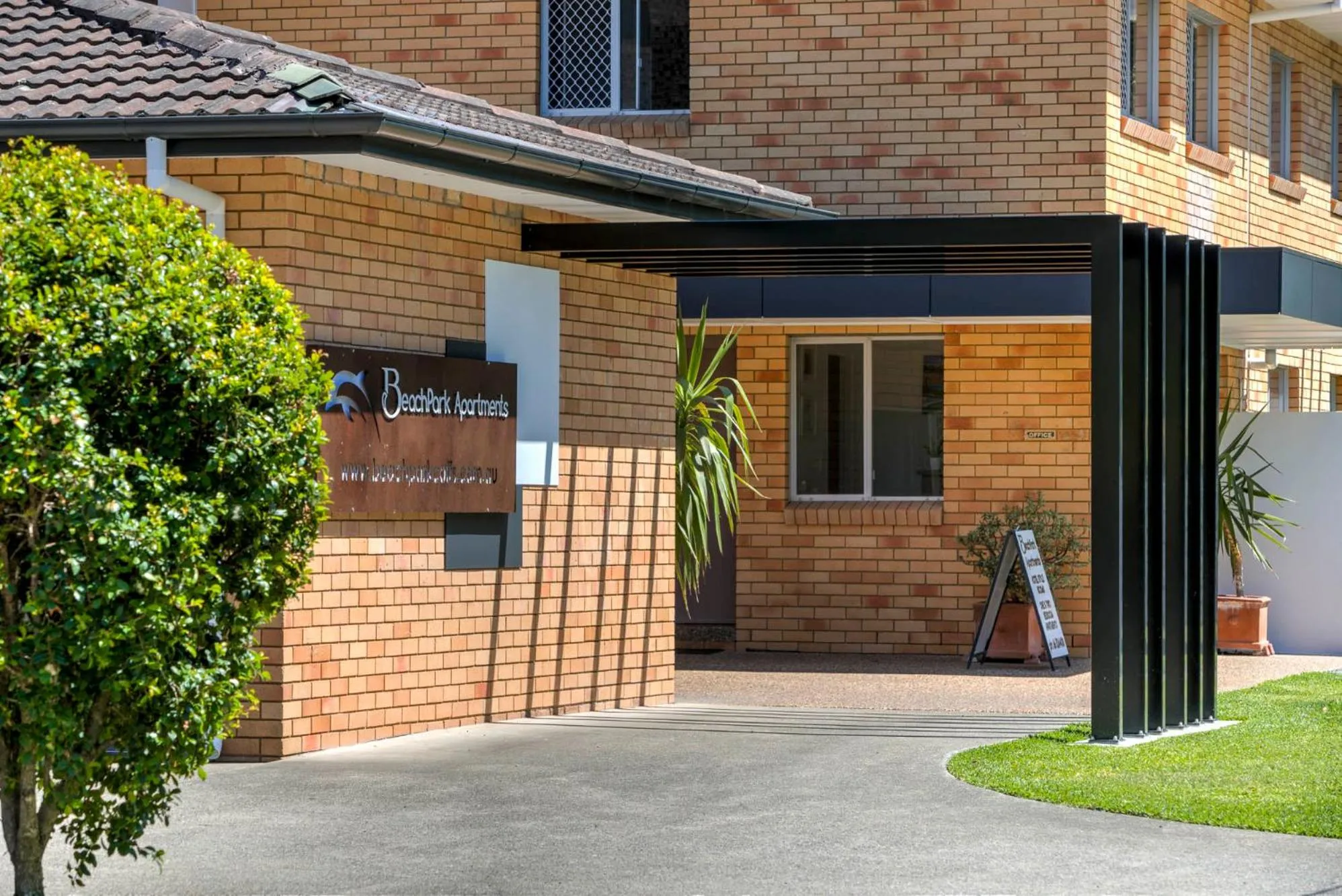 Facade/entrance in Beachpark Apartments Coffs Harbour