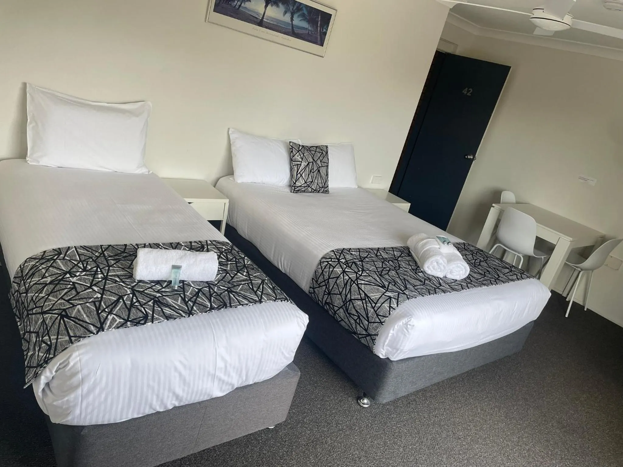 Bed in Coastal Bay Motel