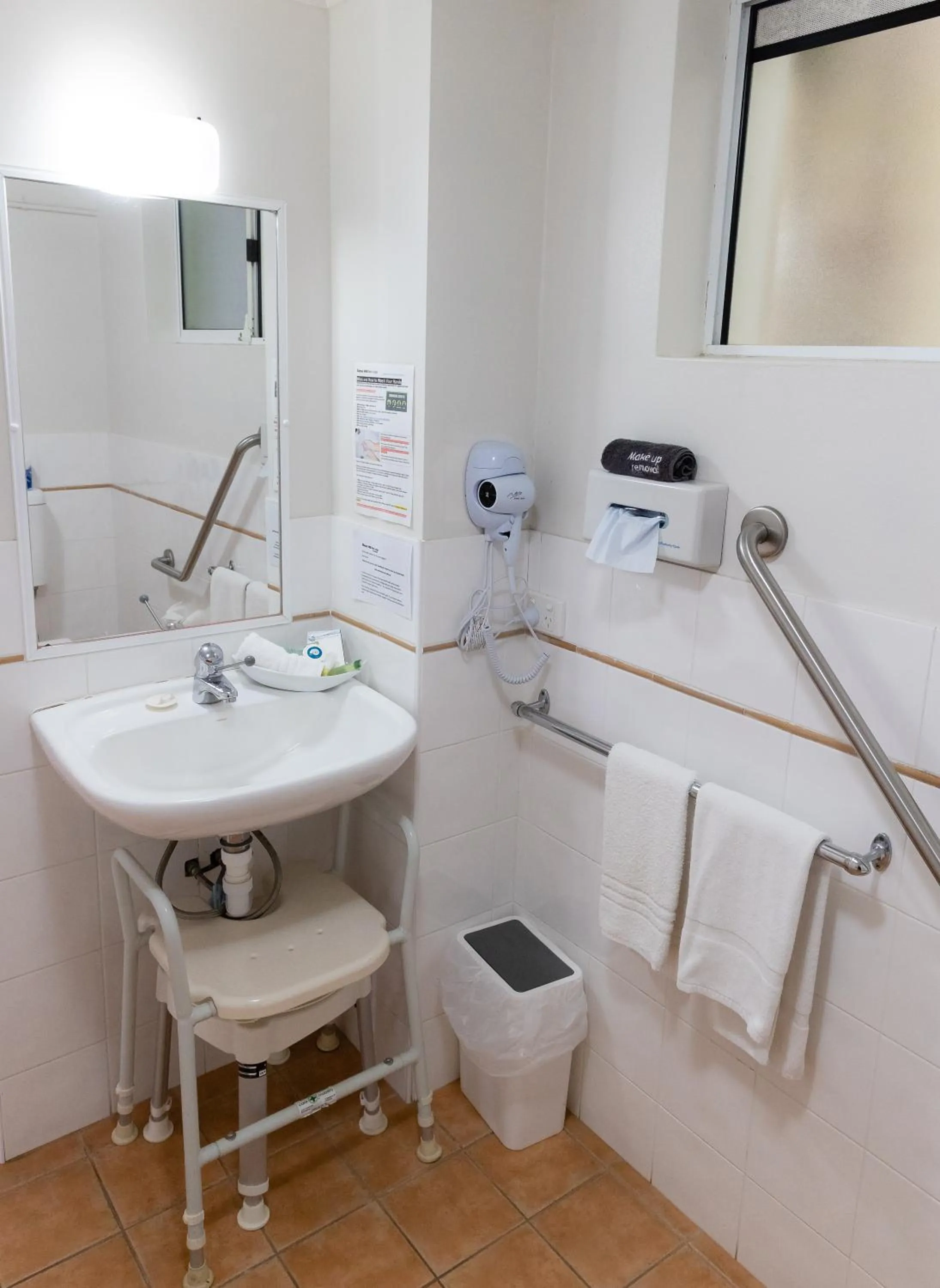 Aston Hill Motor Lodge