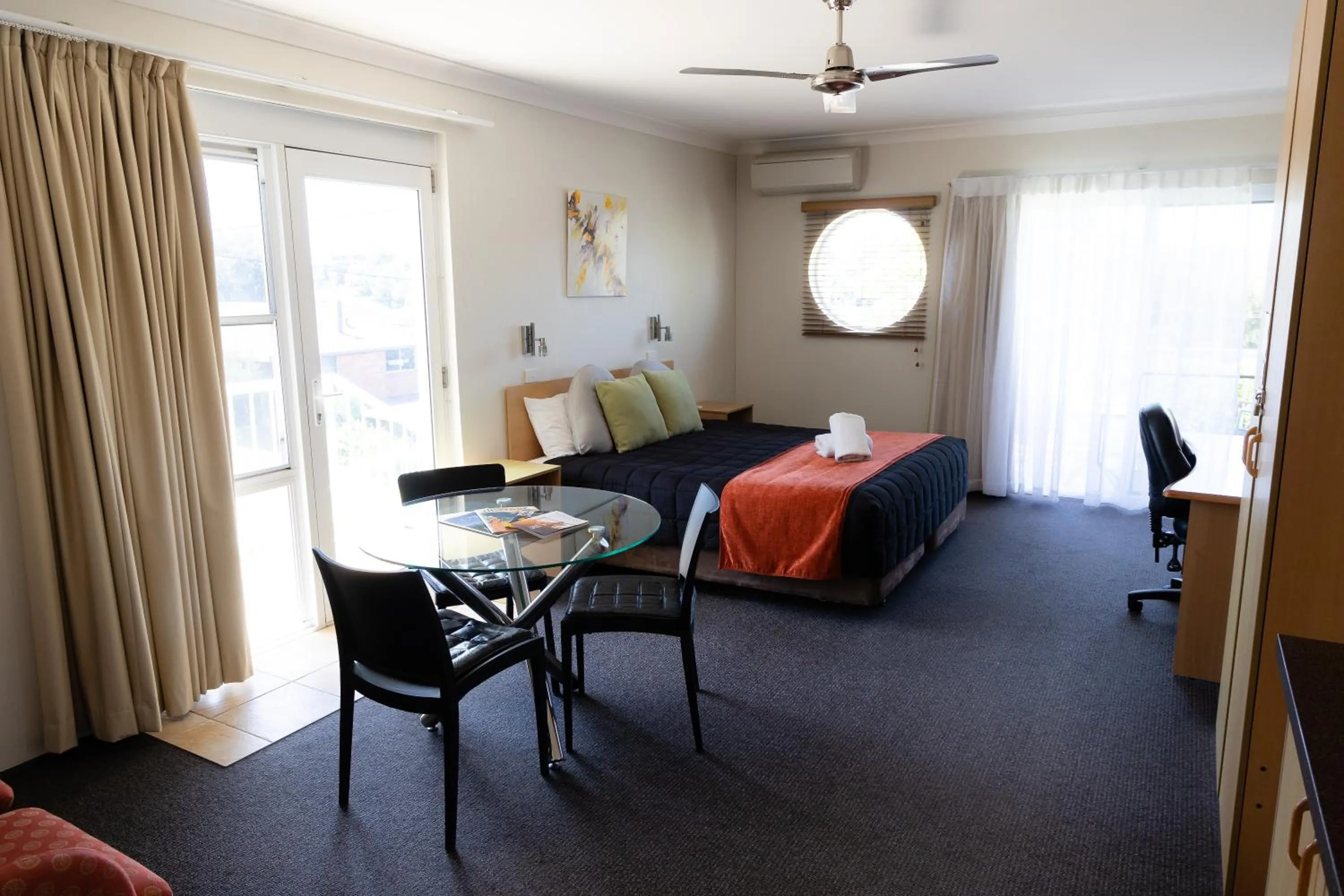 Bed in Aston Hill Motor Lodge