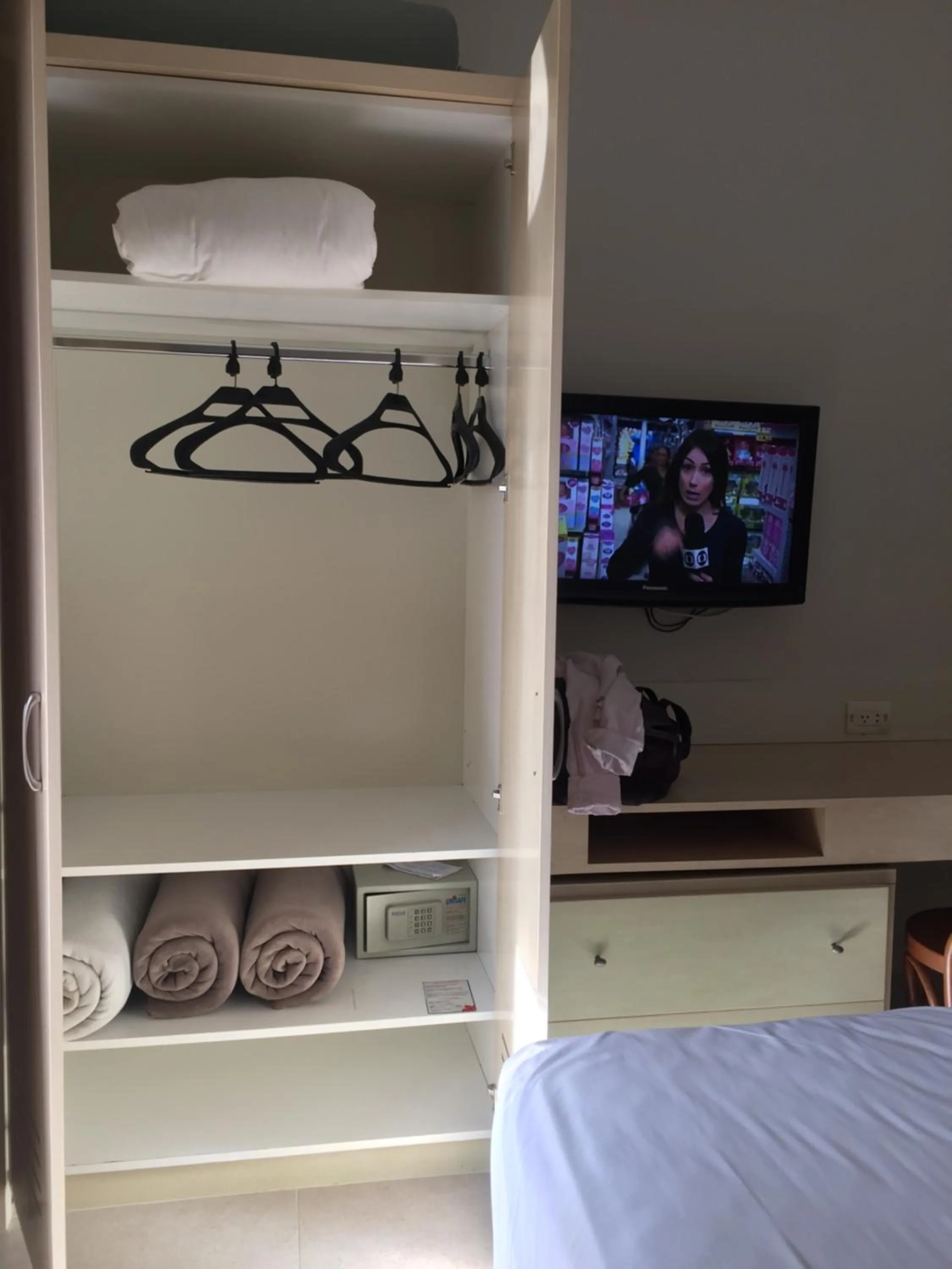 Bedroom, Bed in Flat Partic Hotel Jurere Beach Village