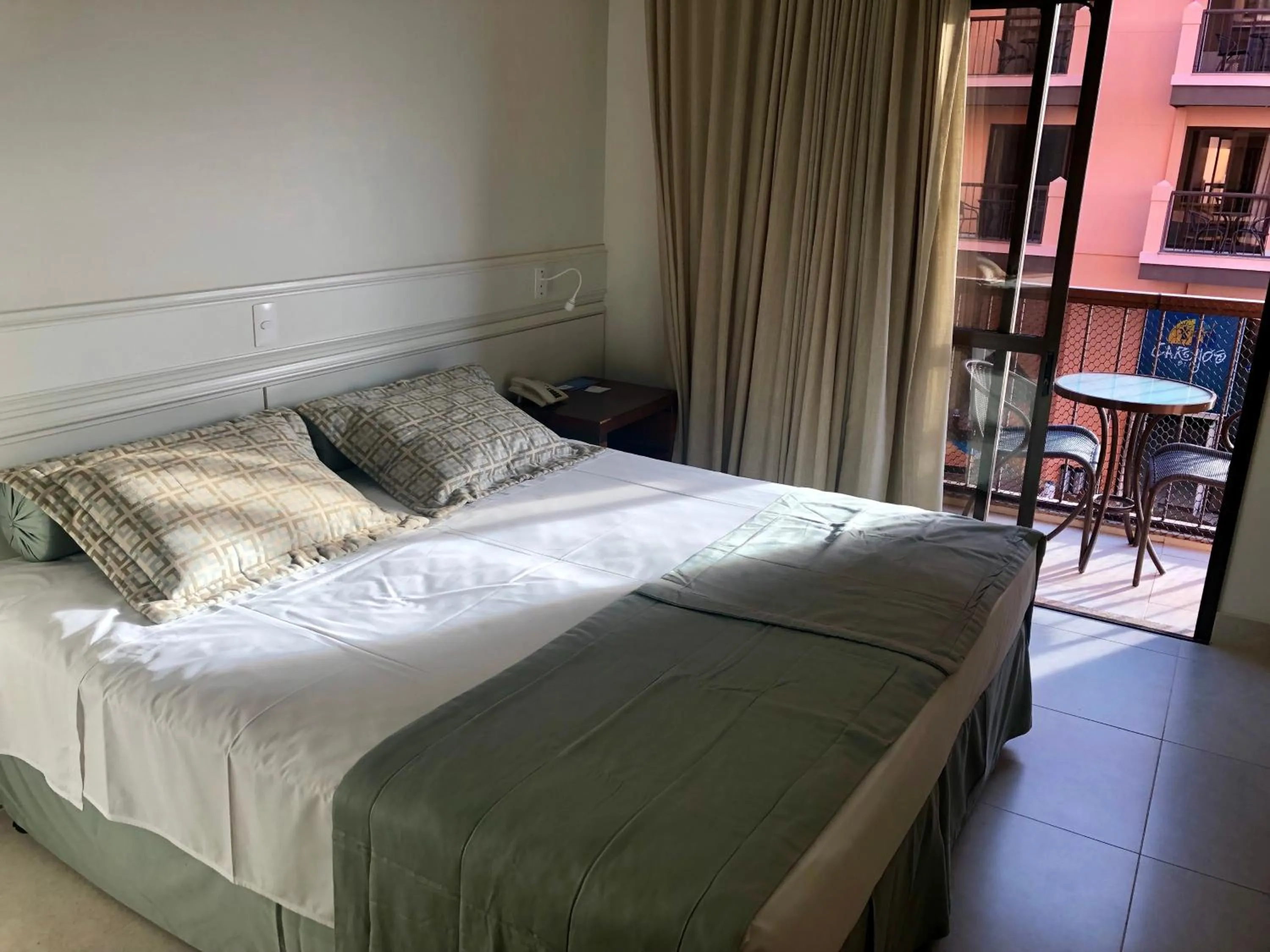 Bed in Flat Partic Hotel Jurere Beach Village