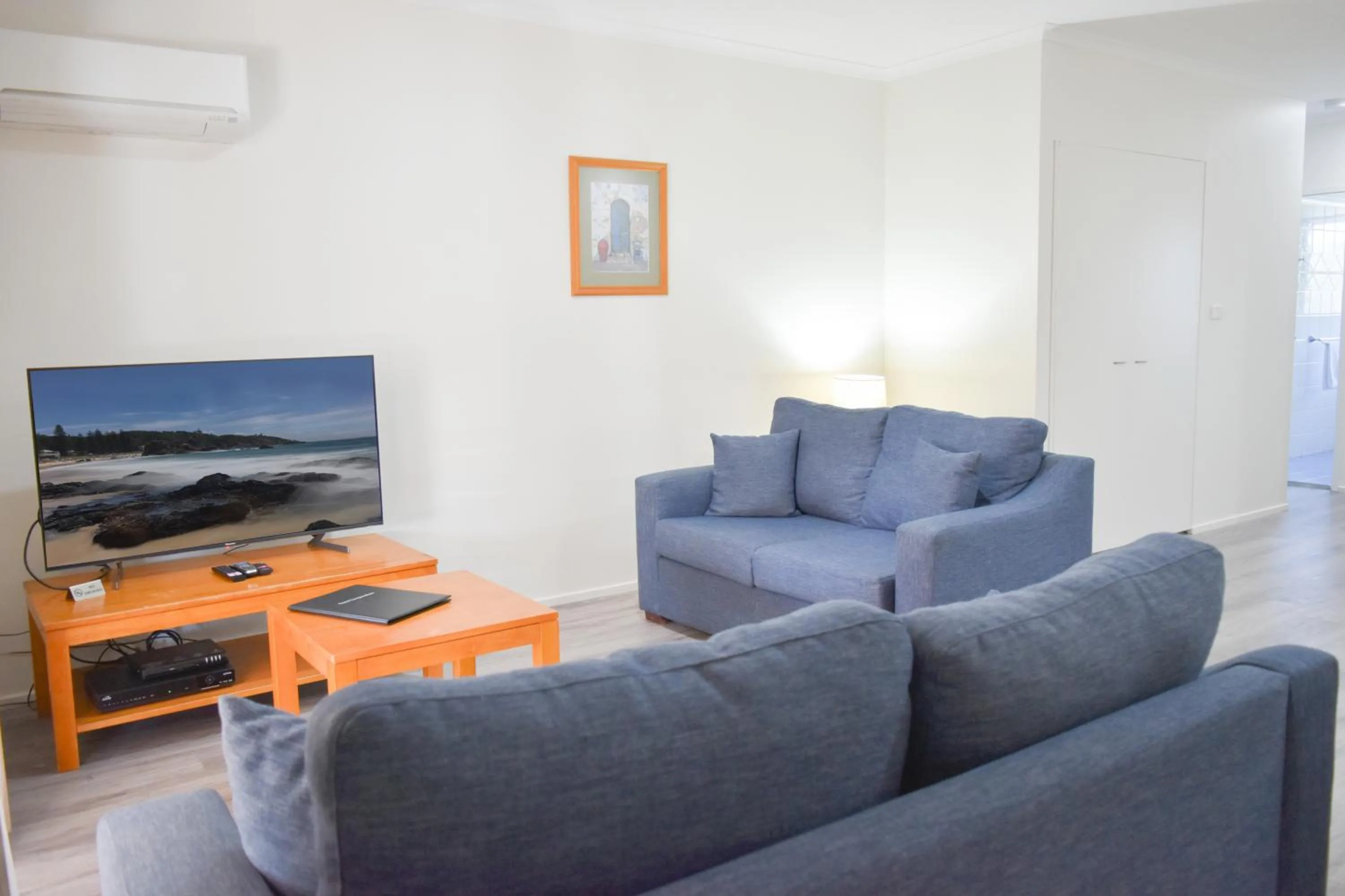 TV and multimedia in Beaches Holiday Resort
