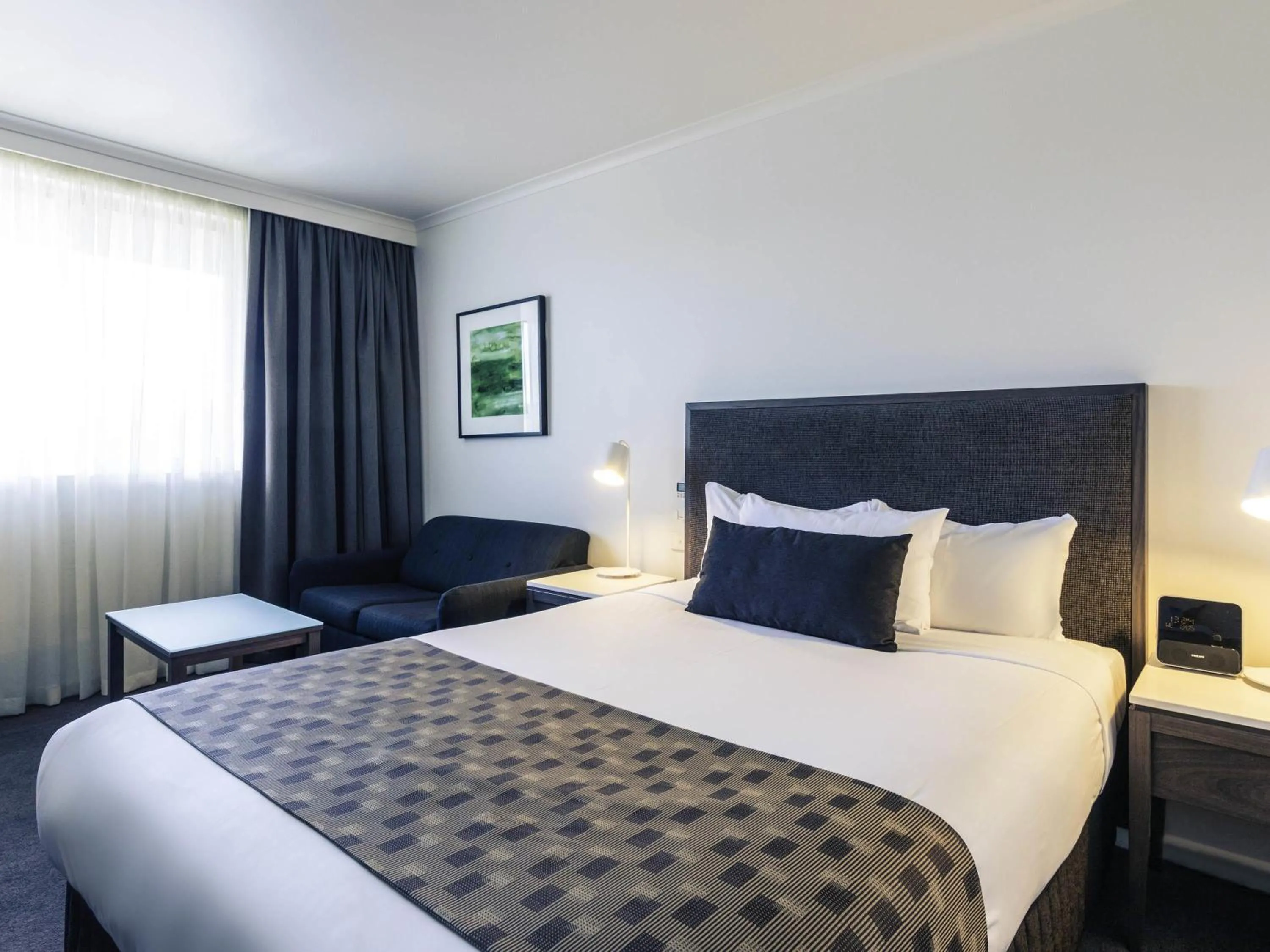 Bedroom, Bed in Mercure Albury