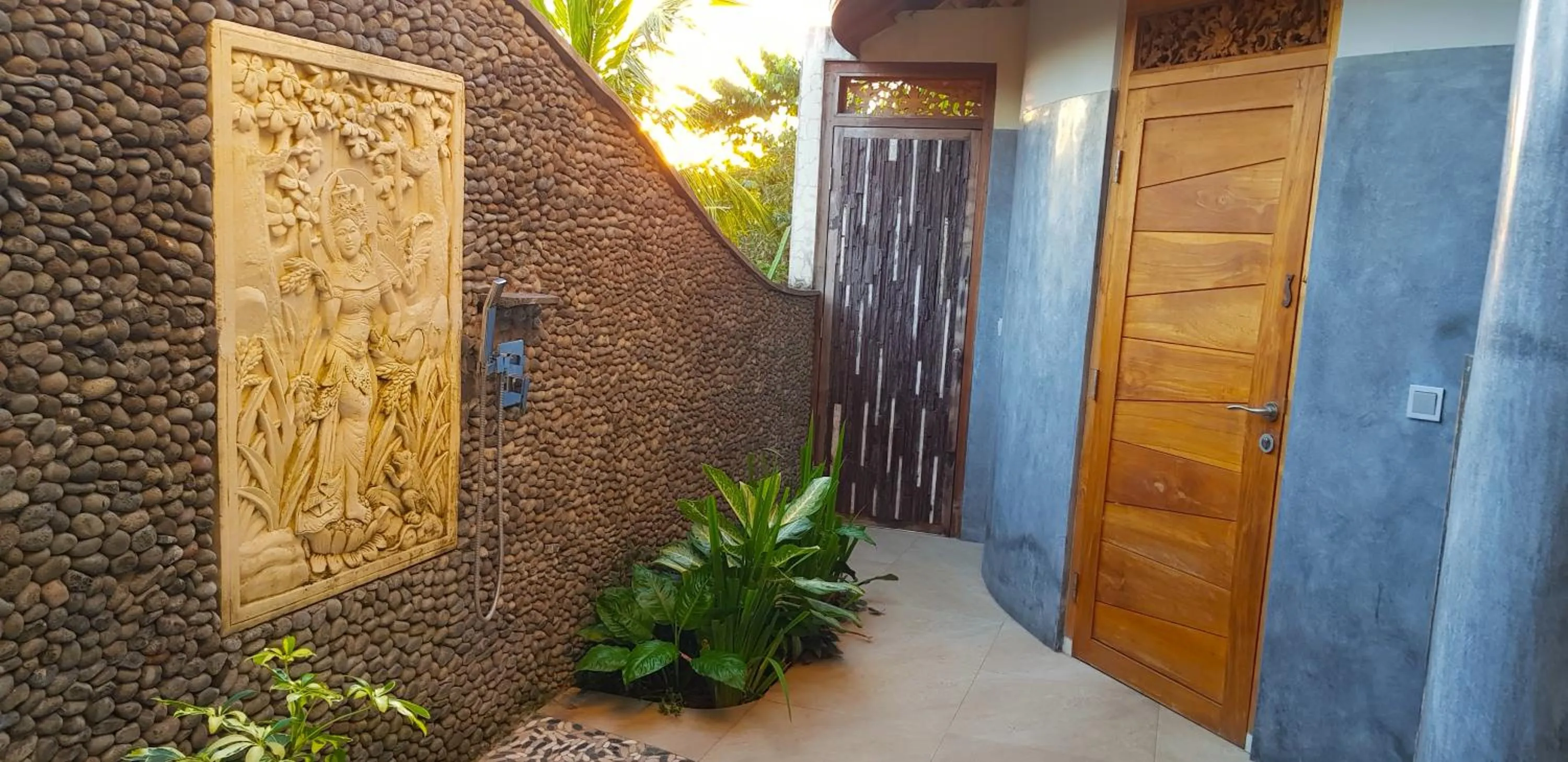 Shower in Puri Dajuma Beach Eco-Resort & Spa