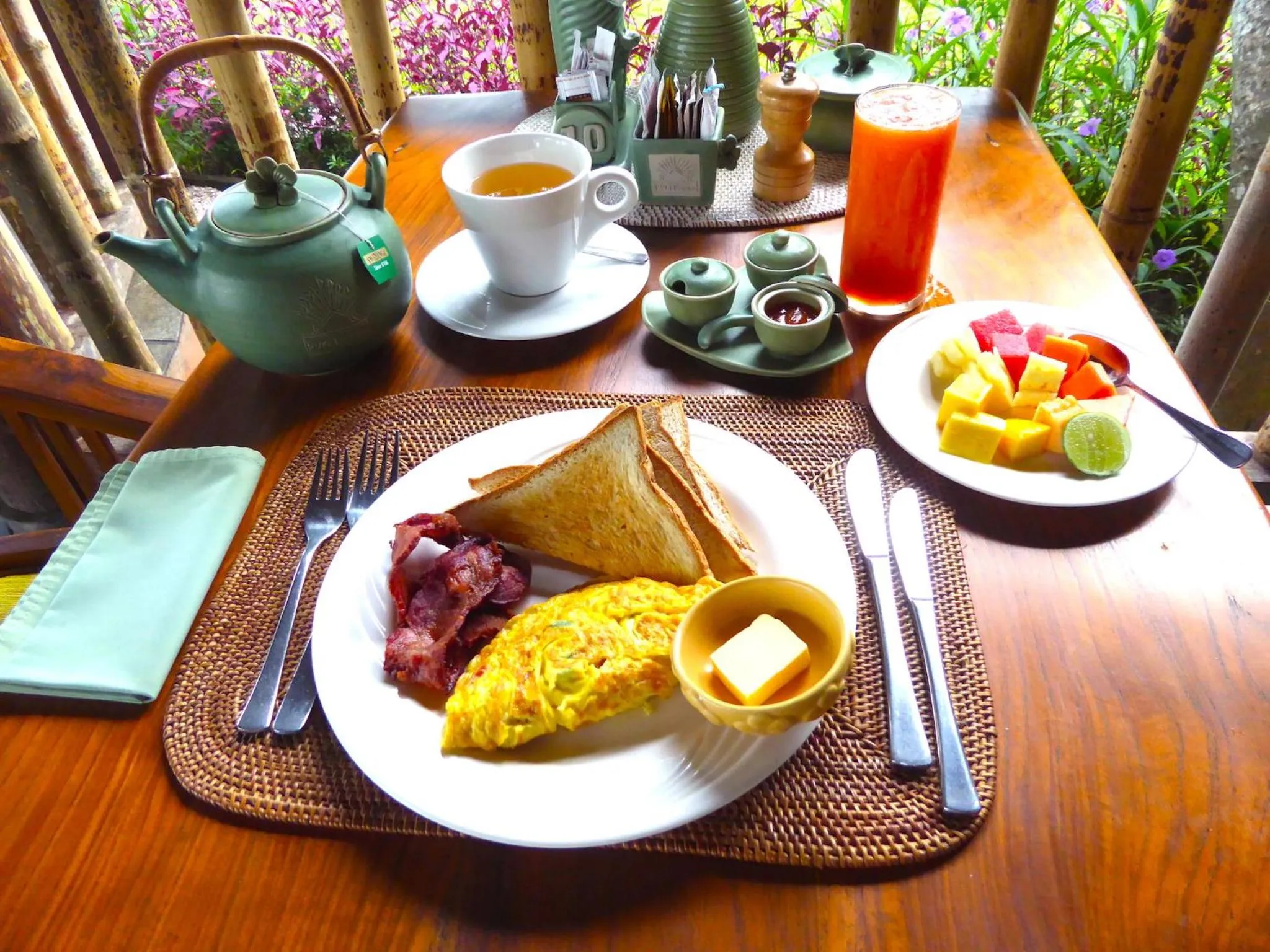 American breakfast in Puri Dajuma Beach Eco-Resort & Spa