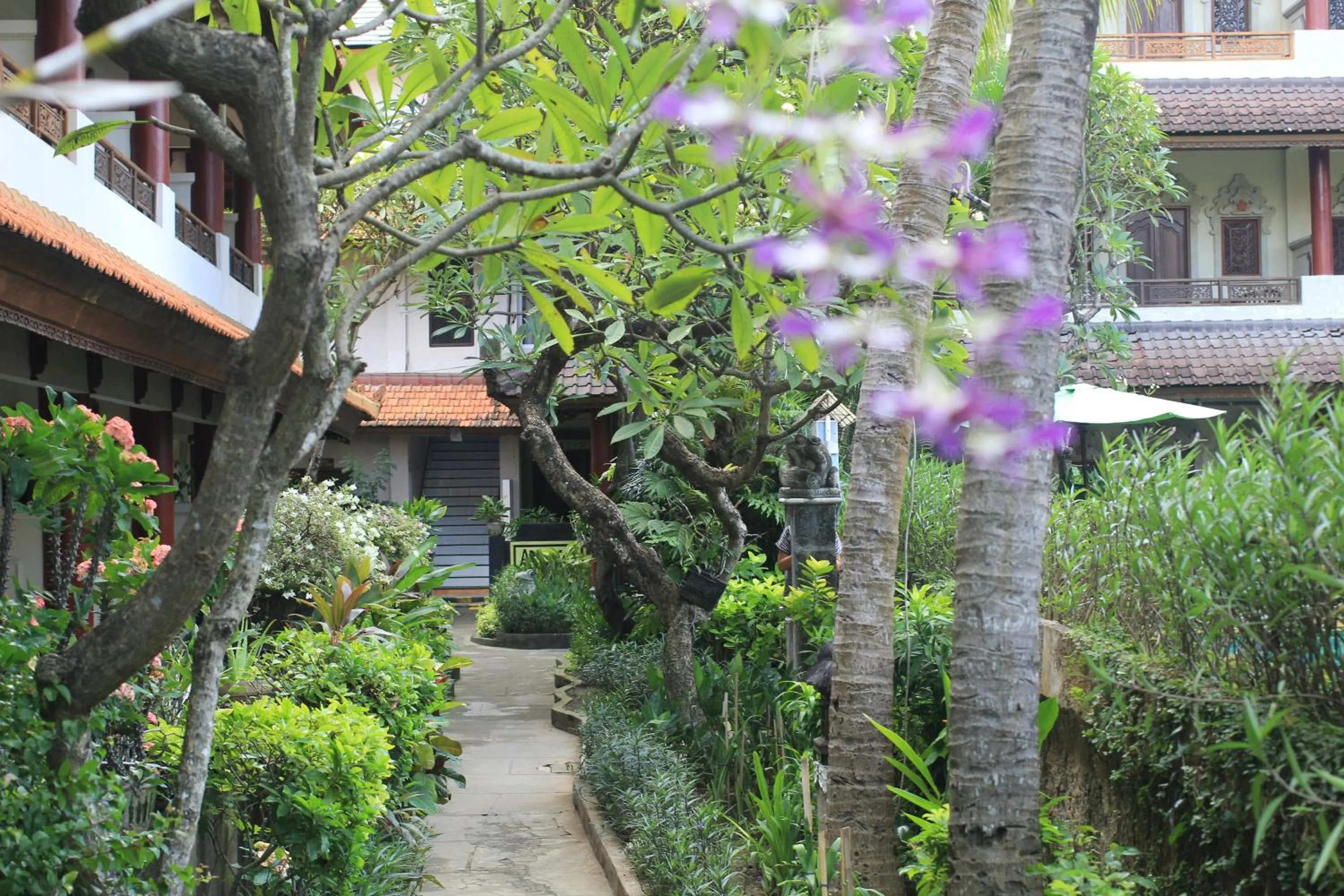 Garden in Bakung Sari Resort