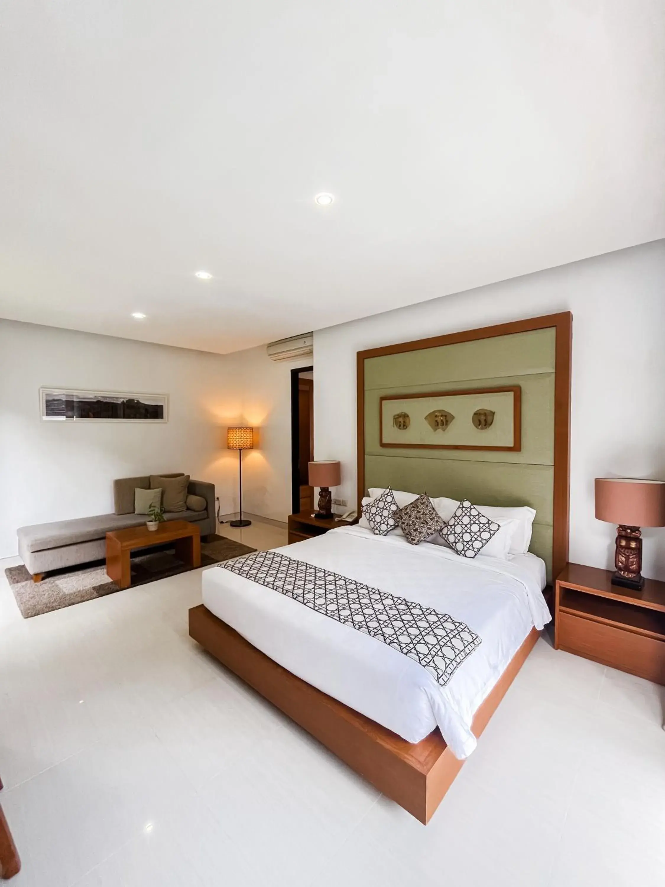 One-Bedroom Villa with Private Pool in Pradha Villas Seminyak One-Bedroom Villa with Private Pool in Pradha Villas Seminyak