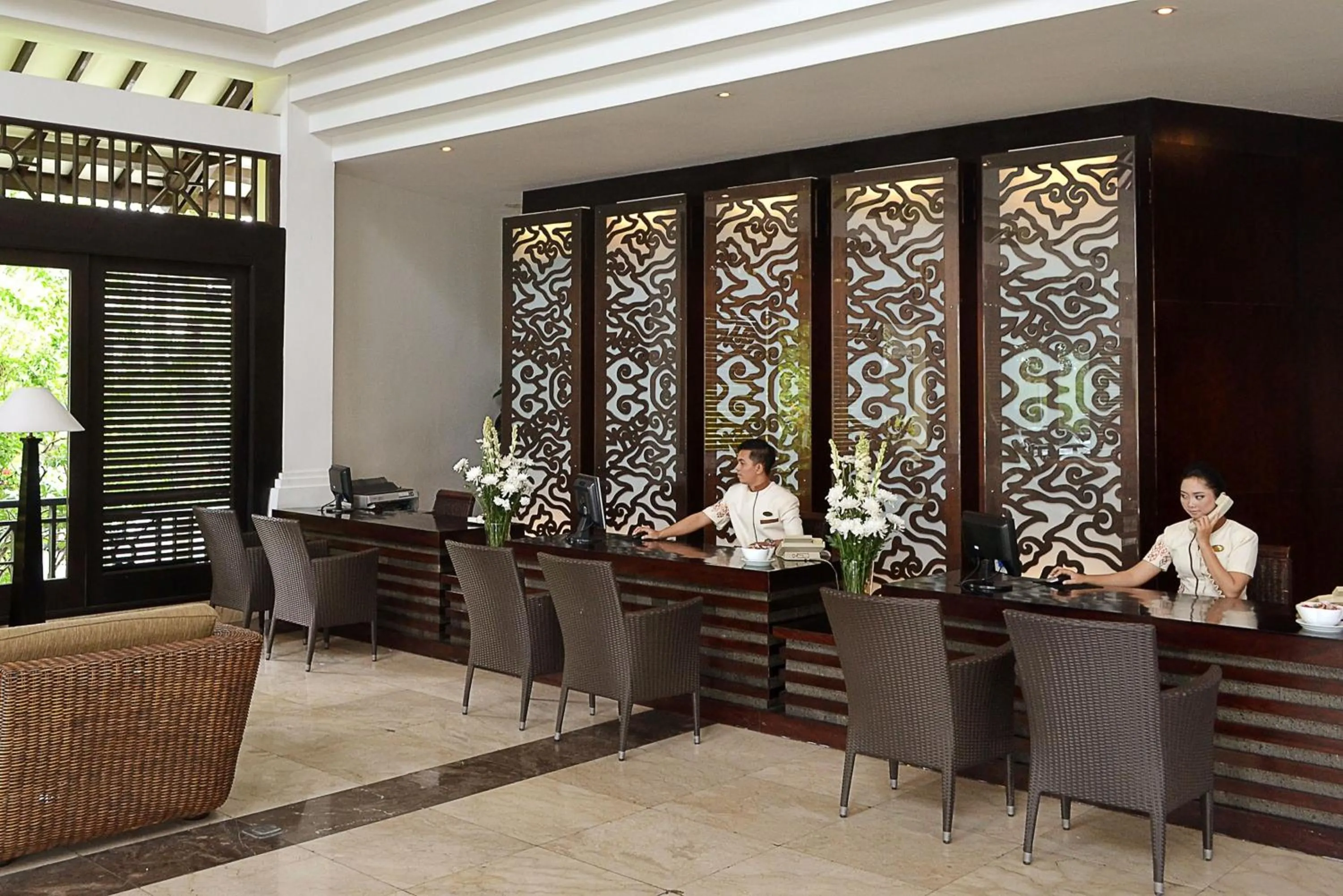 Lobby or reception in Hotel Santika Cirebon