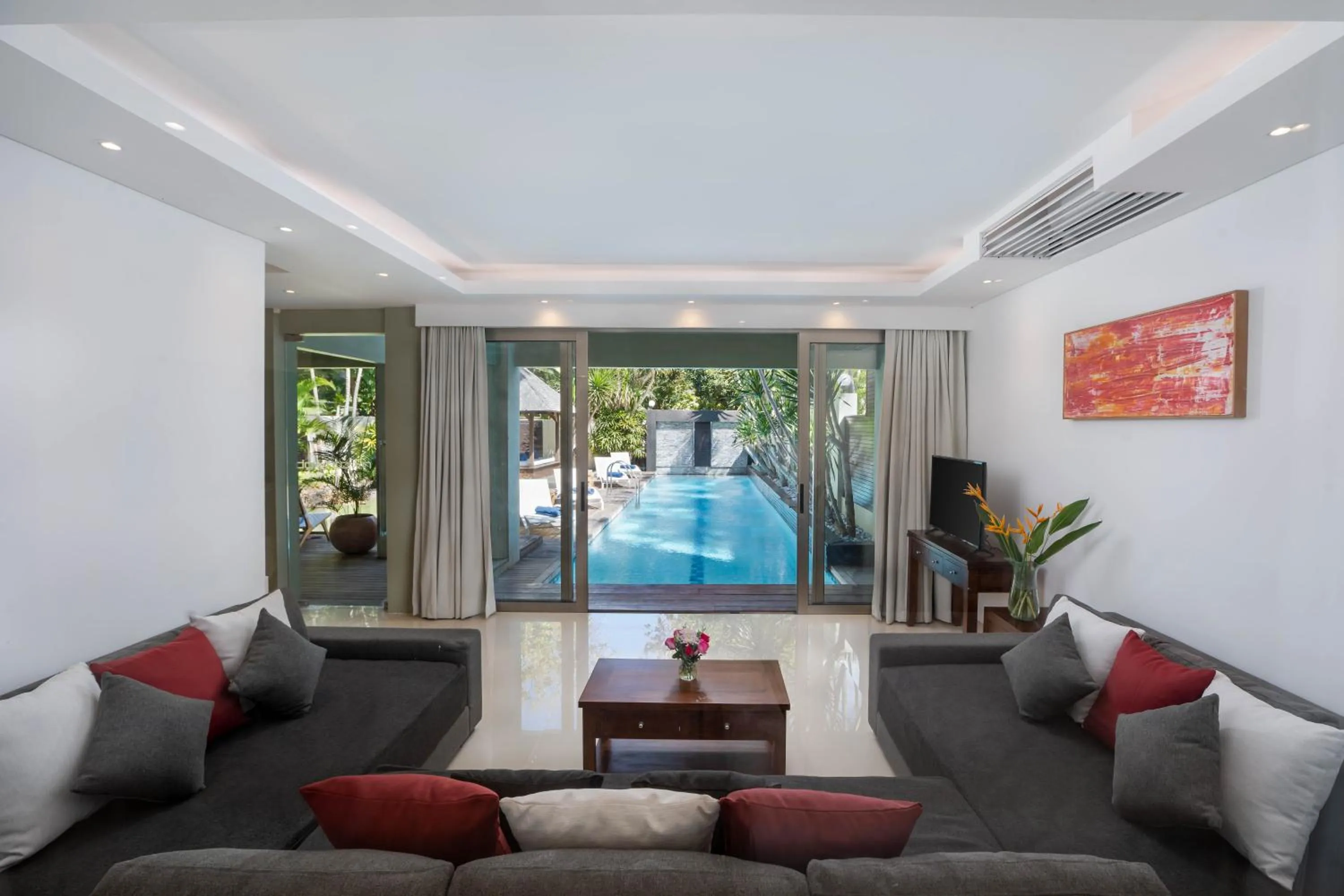 Living room in Downtown Villas