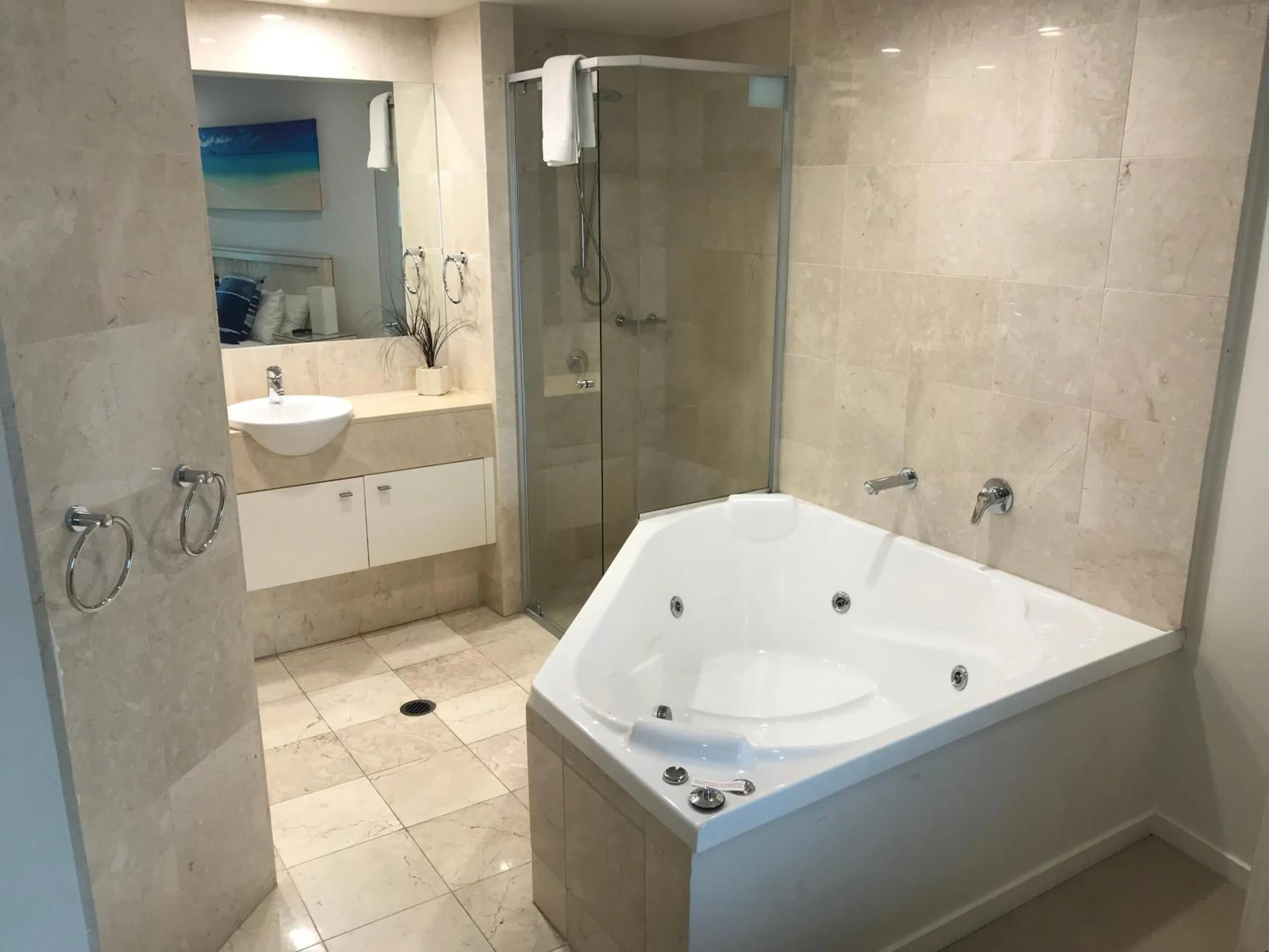 Shower in Cilento Mooloolaba