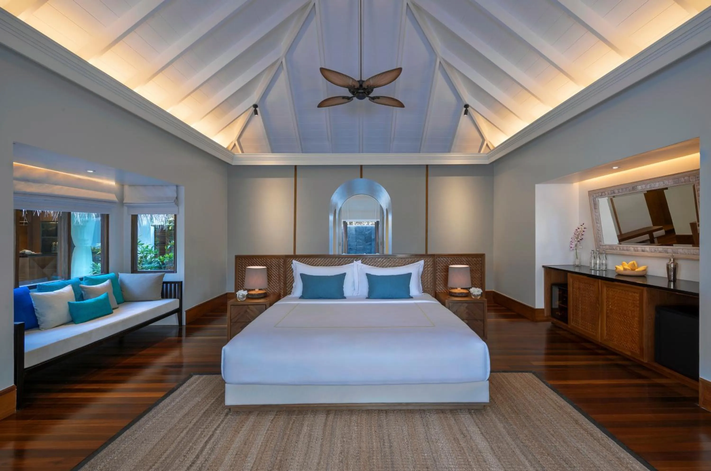 Bed in Anantara Kihavah Maldives Villas