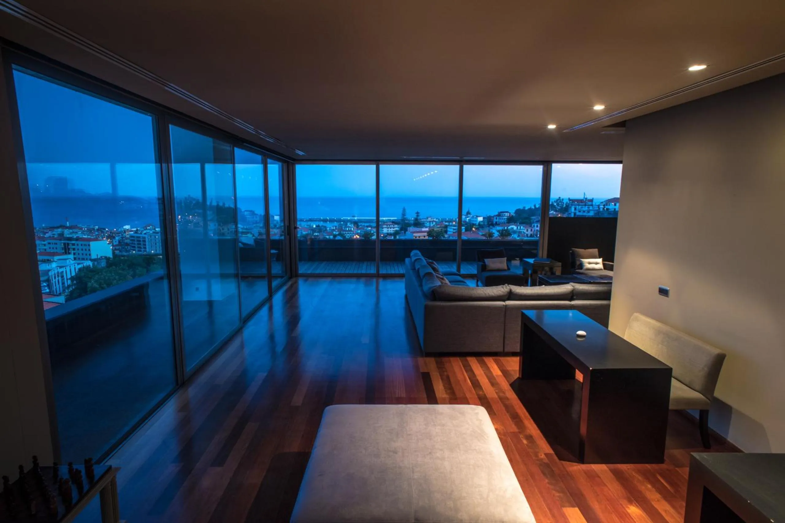Communal lounge/ TV room in ARTS In Penthouse Apartments Til Sol