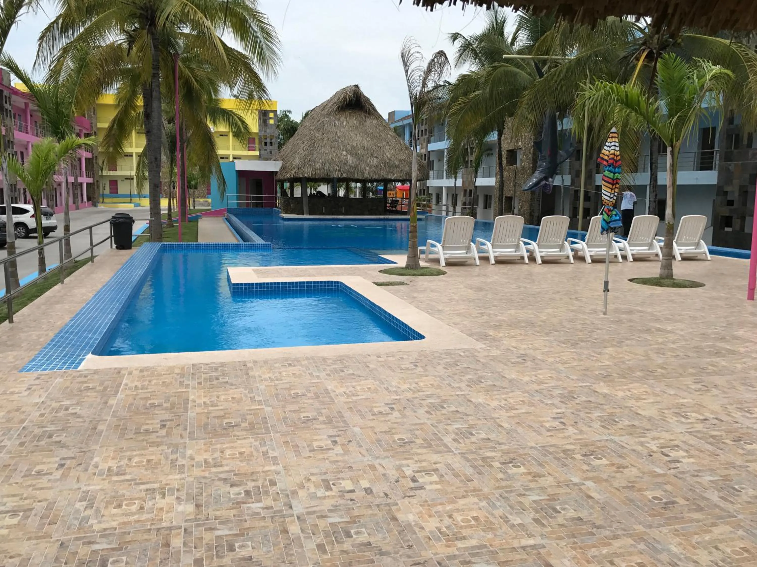 Swimming pool in Miami Inn