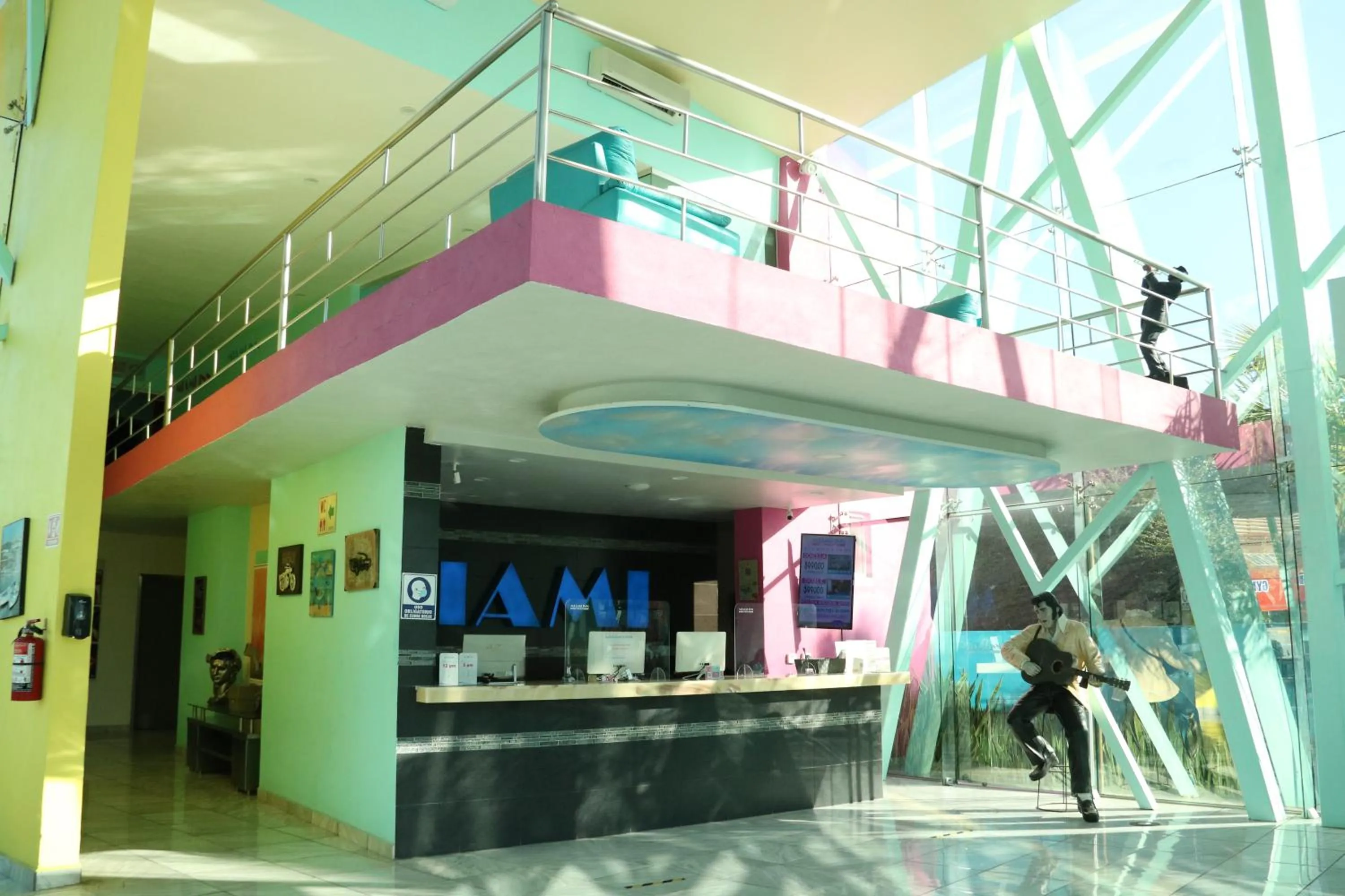 Lobby or reception in Miami Inn