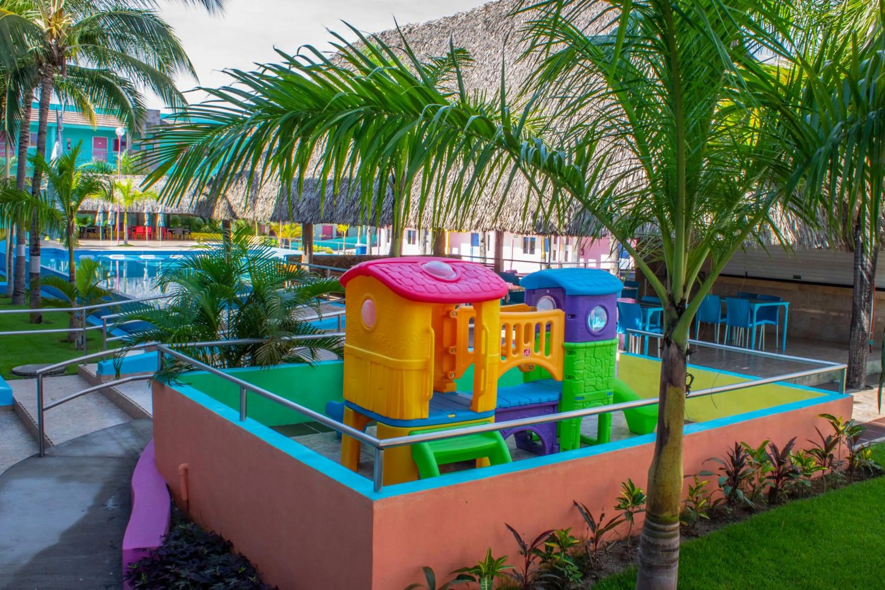 Children play ground in Miami Inn