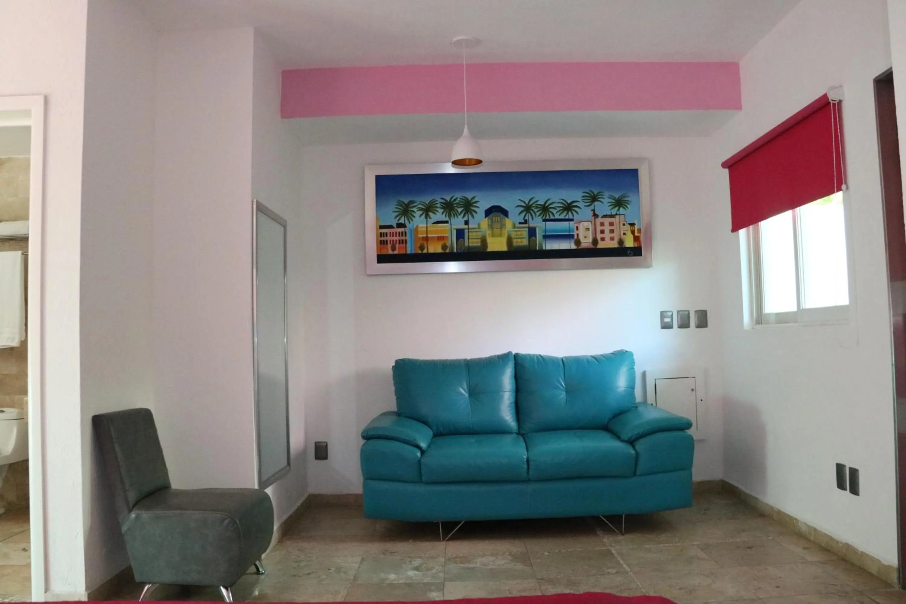 Bedroom in Miami Inn