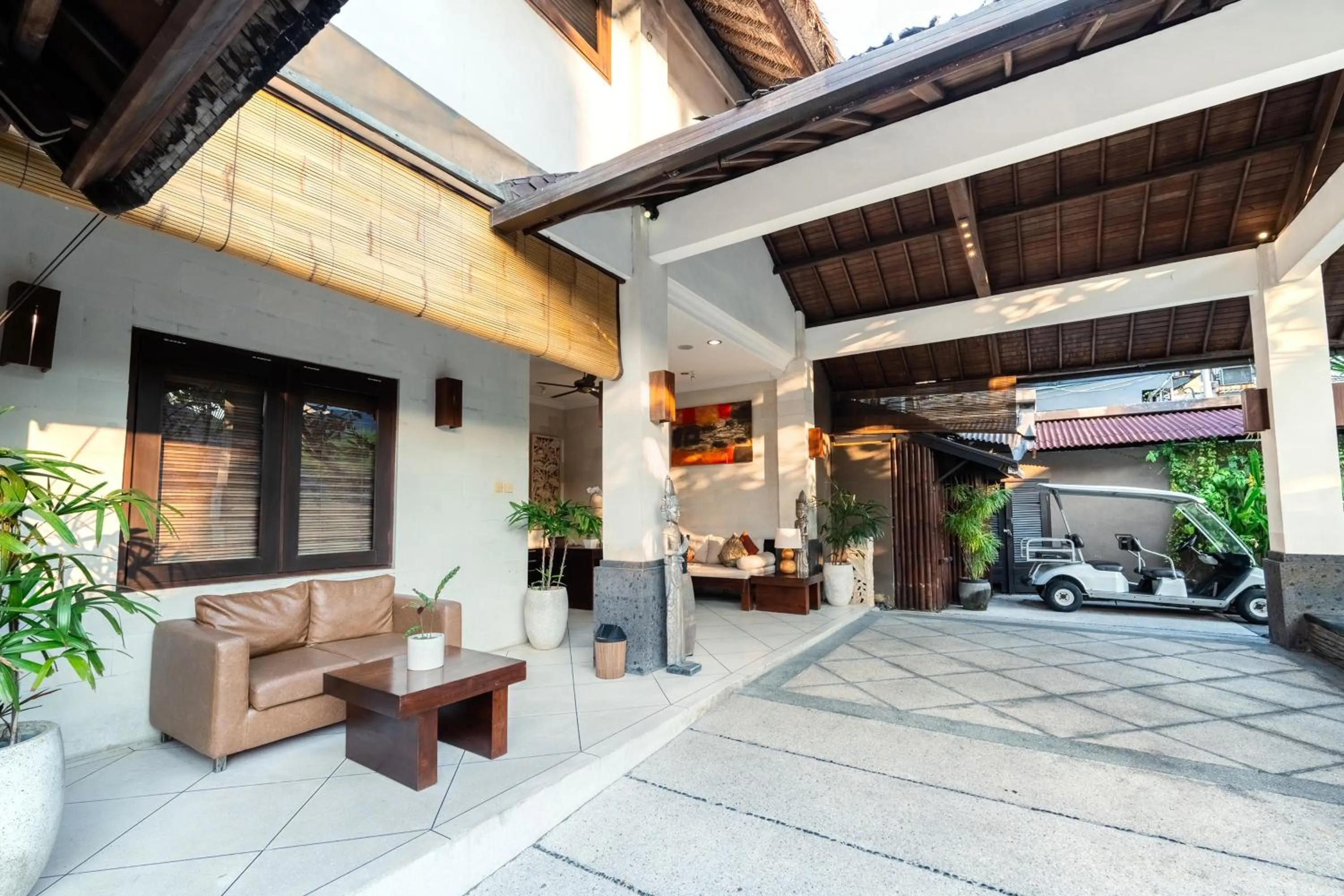 Lobby or reception in The Maya Seminyak Villas