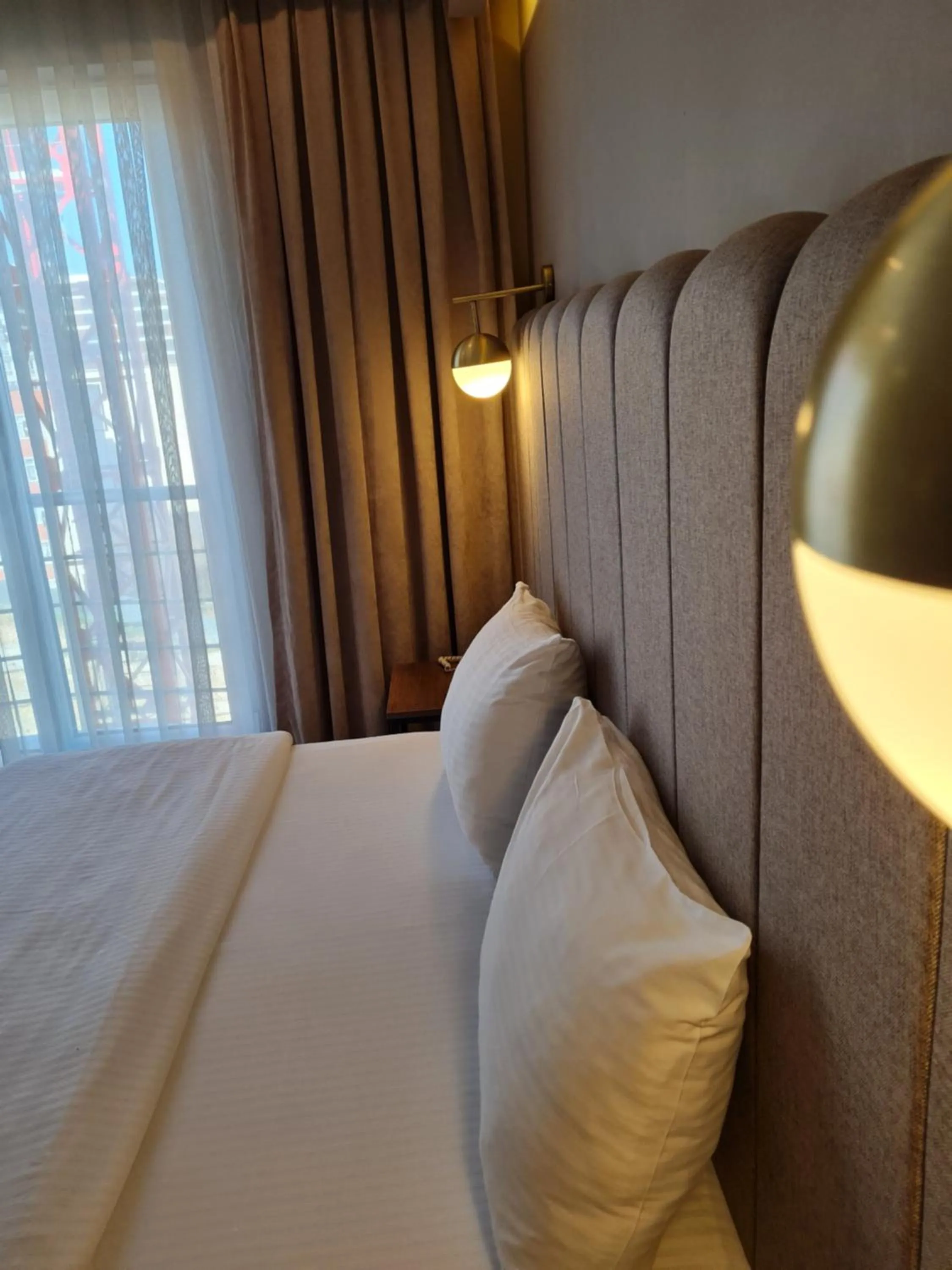Bed in Air Boss Istanbul Airport and Fair Hotel