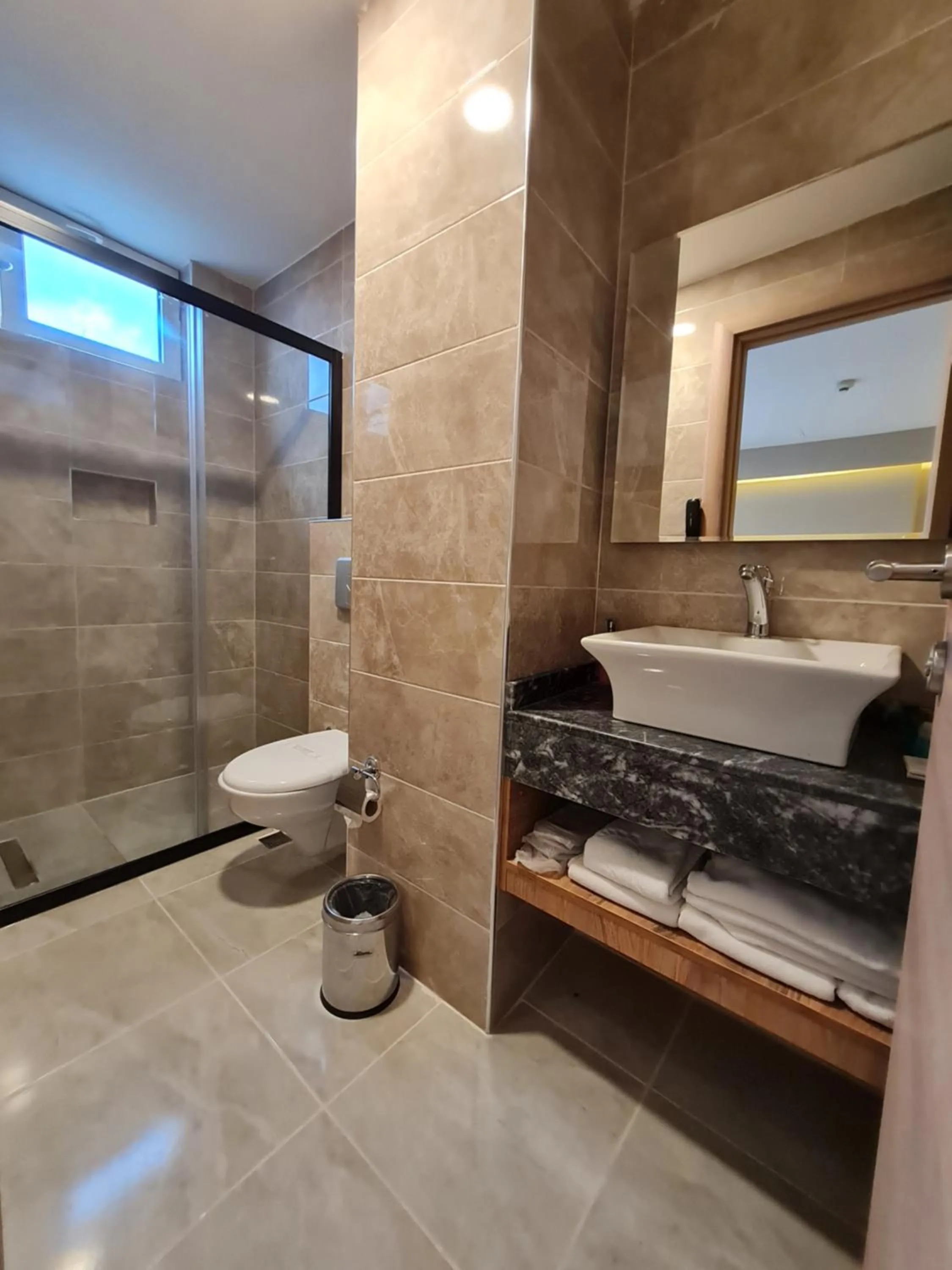 Bathroom in Air Boss Istanbul Airport and Fair Hotel