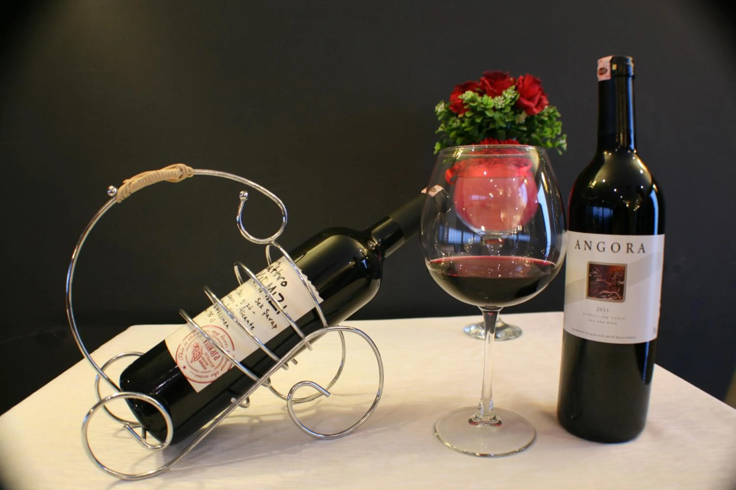 Restaurant/places to eat in Air Boss Istanbul Airport and Fair Hotel