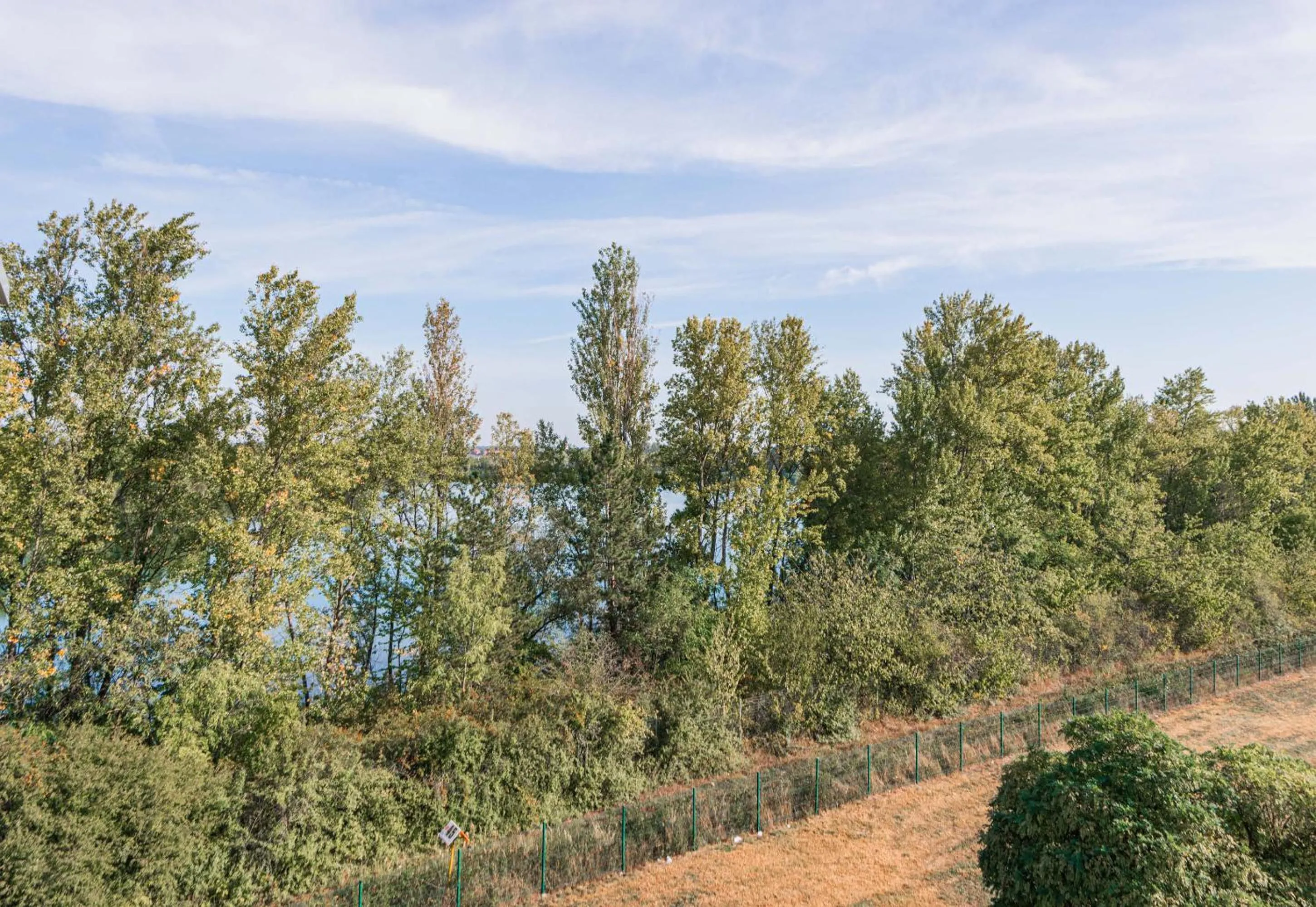 Lake view in B&B HOTEL Colmar Liberté 4 étoiles