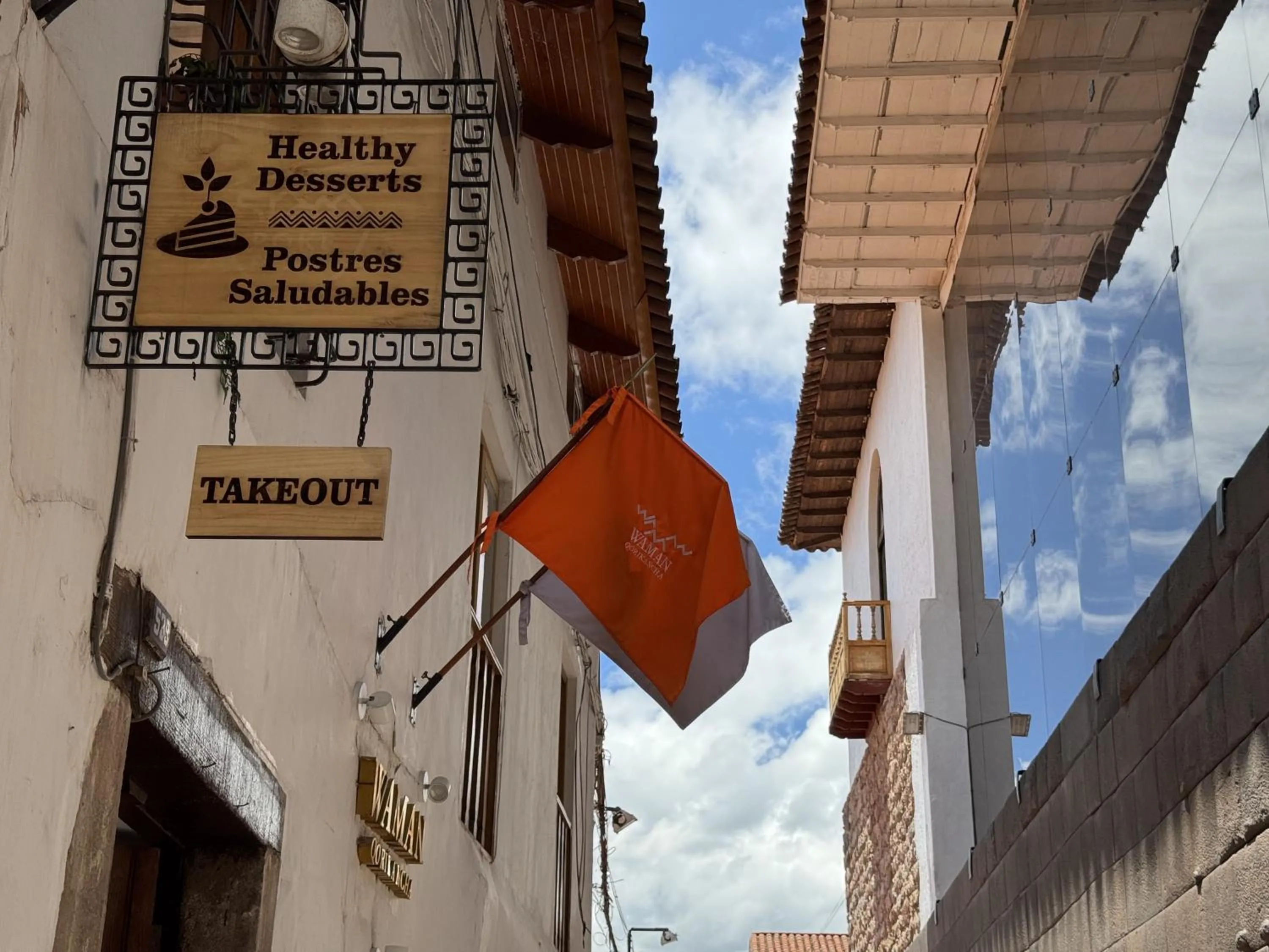 Property building in Waman Qorikancha