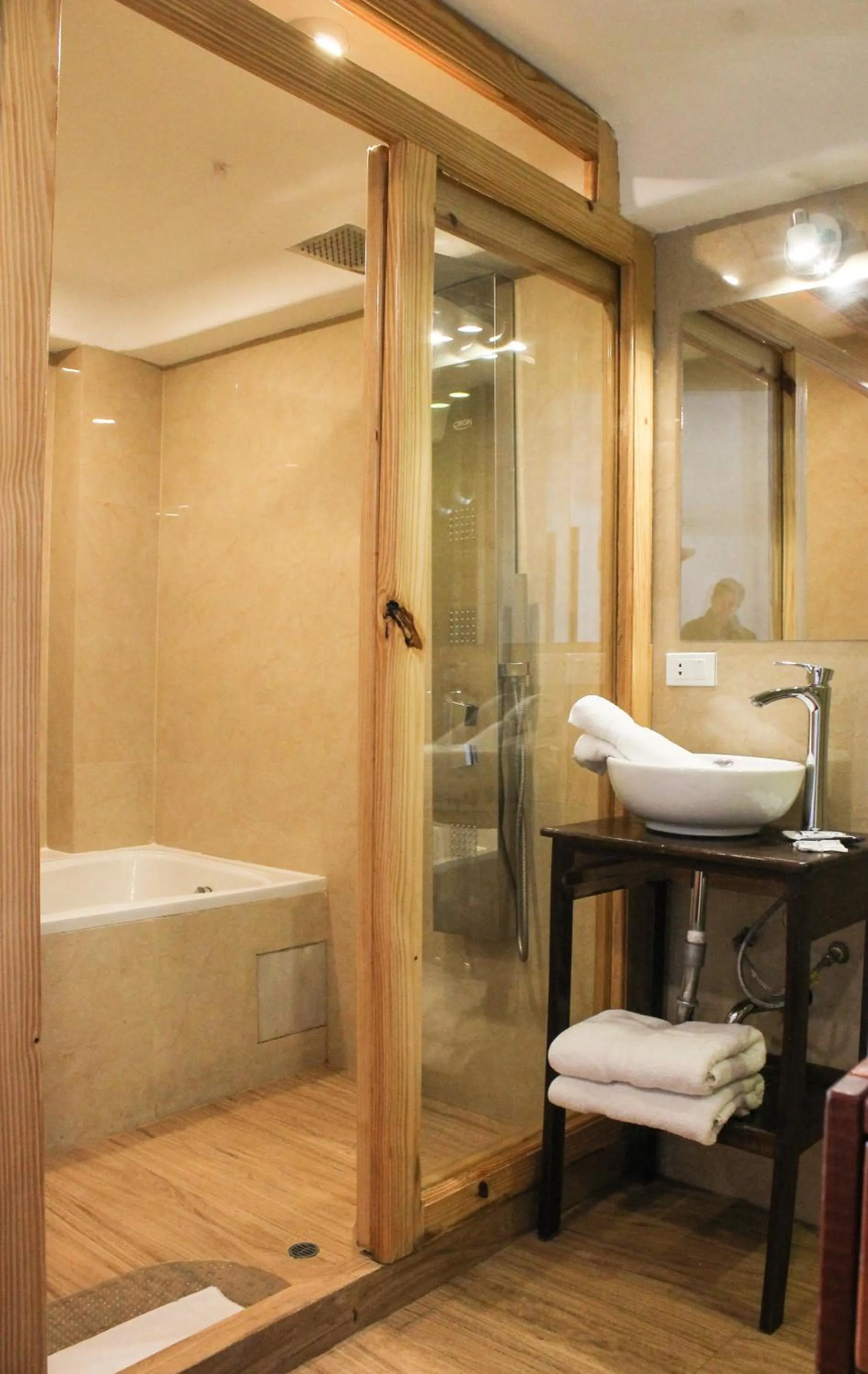 Bathroom in Waman Qorikancha