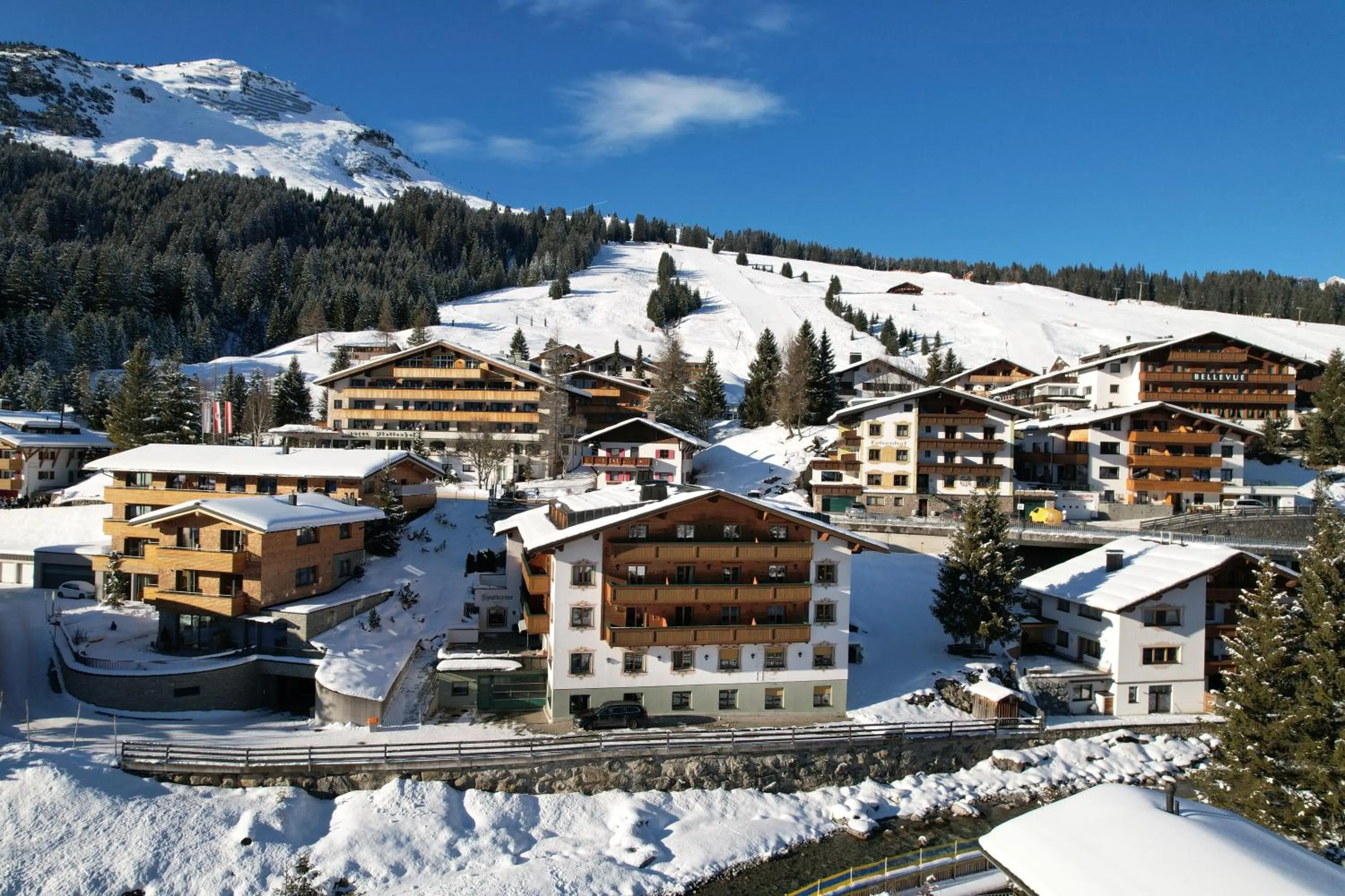 Property building in Appartements Spullersee