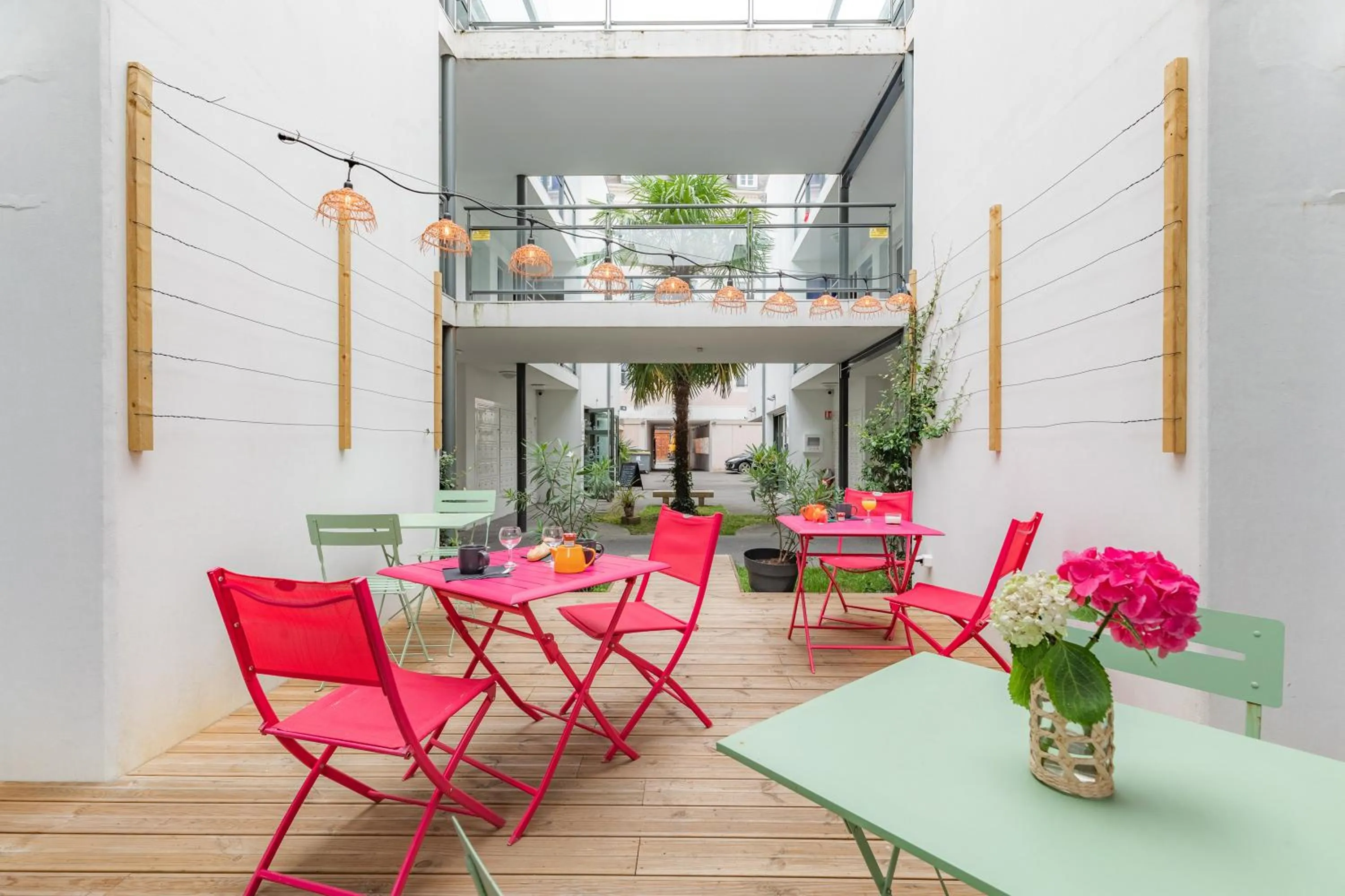 Patio in Appart'City Confort Pau Centre