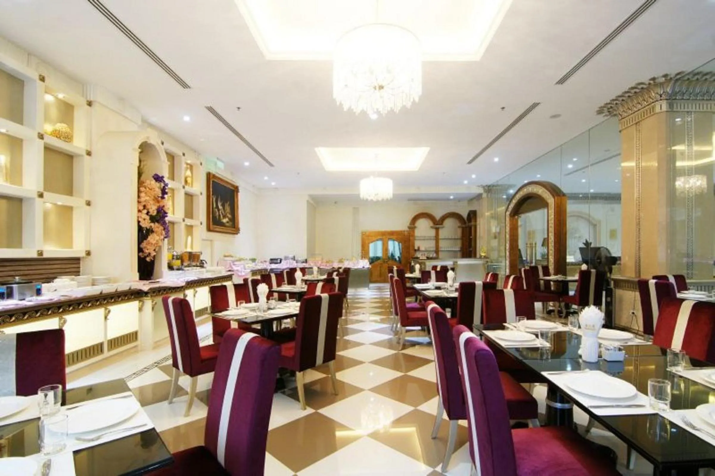 Restaurant/places to eat in LK Miracle Suite - SHA Extra Plus