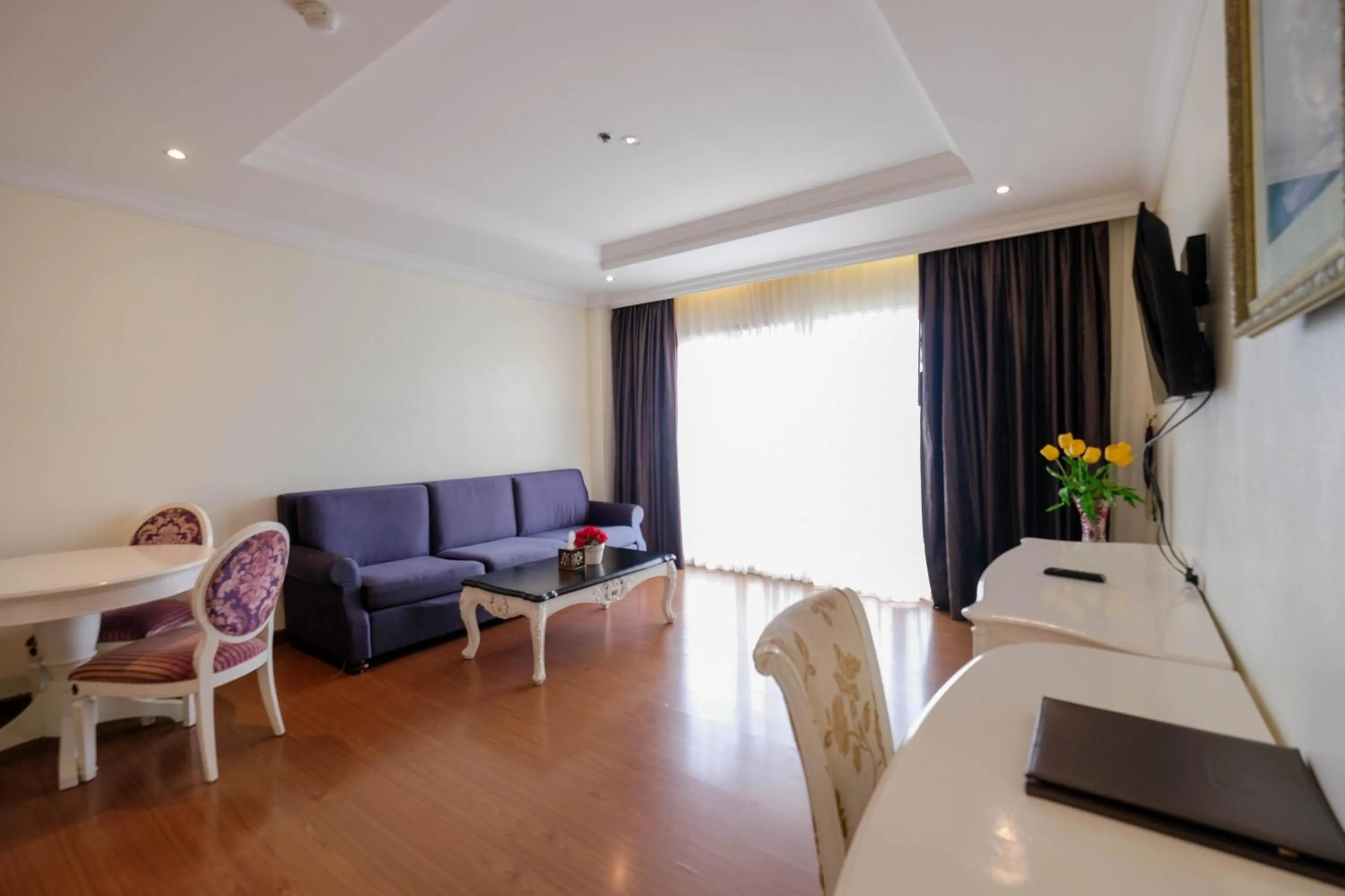 Toilet in LK Miracle Suite - SHA Extra Plus