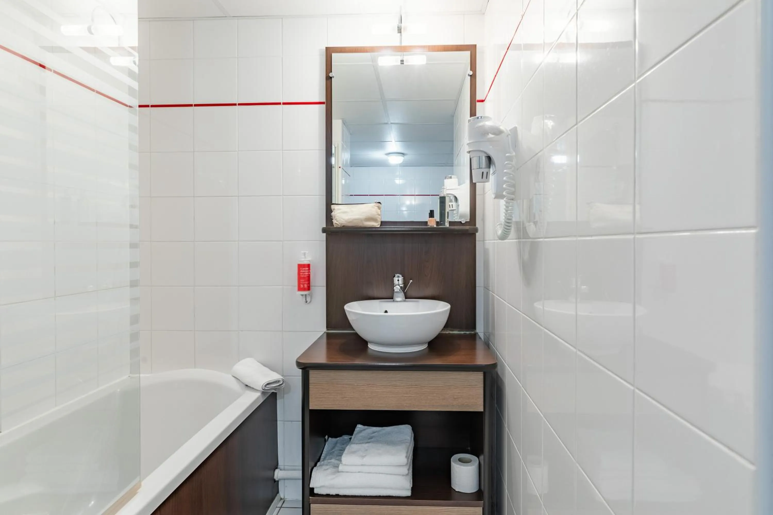 Bathroom in Appart'City Confort Agen Centre