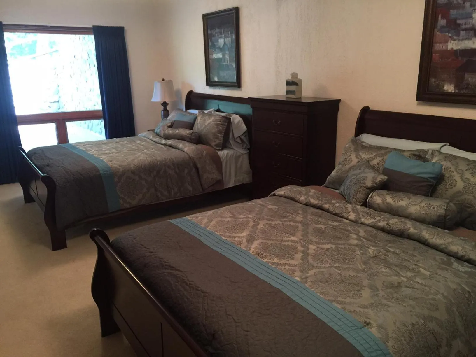 Bed in The Lodge in Sugar Hollow