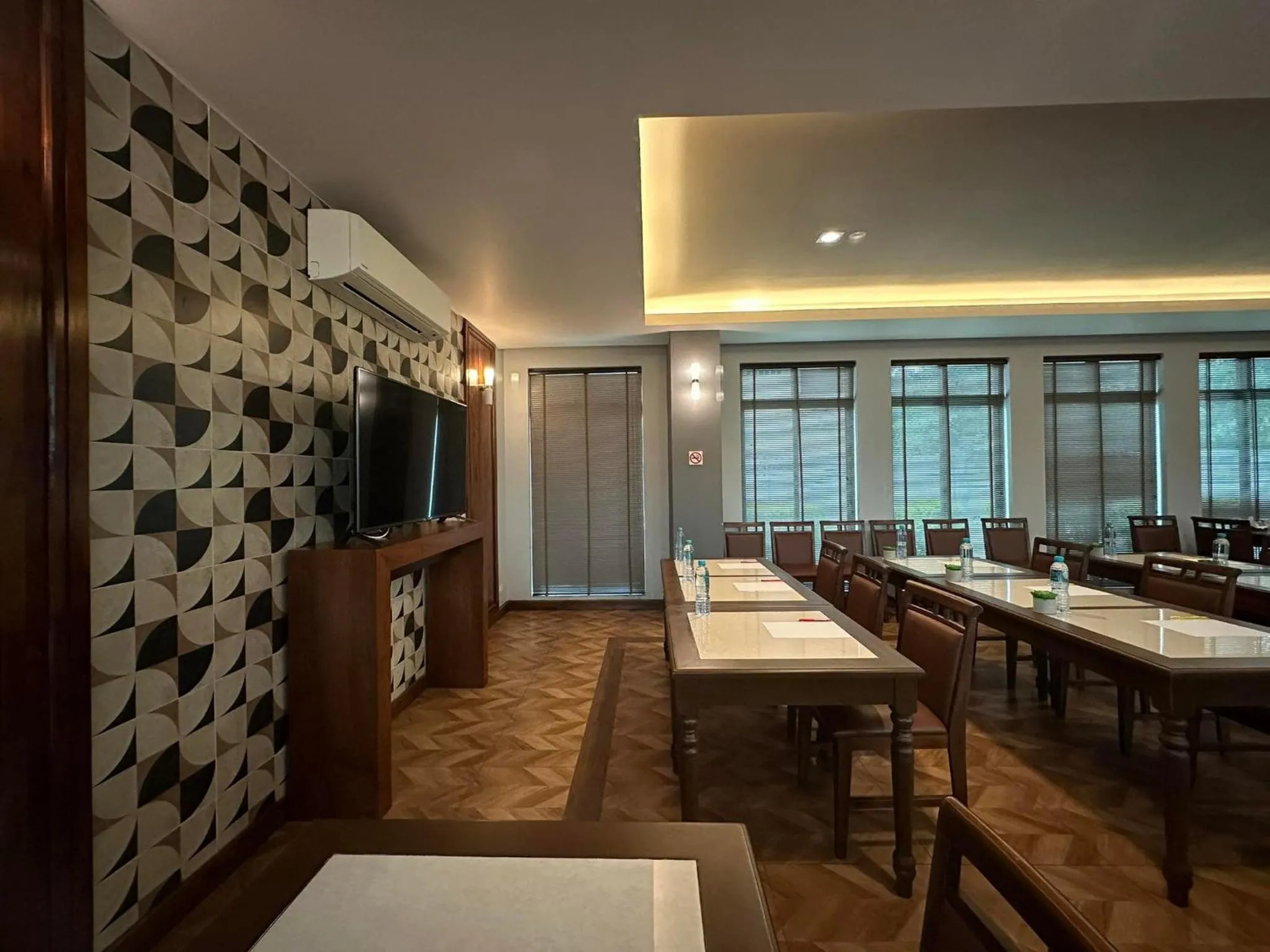 Meeting/conference room in Mangrove Prestige Hotel