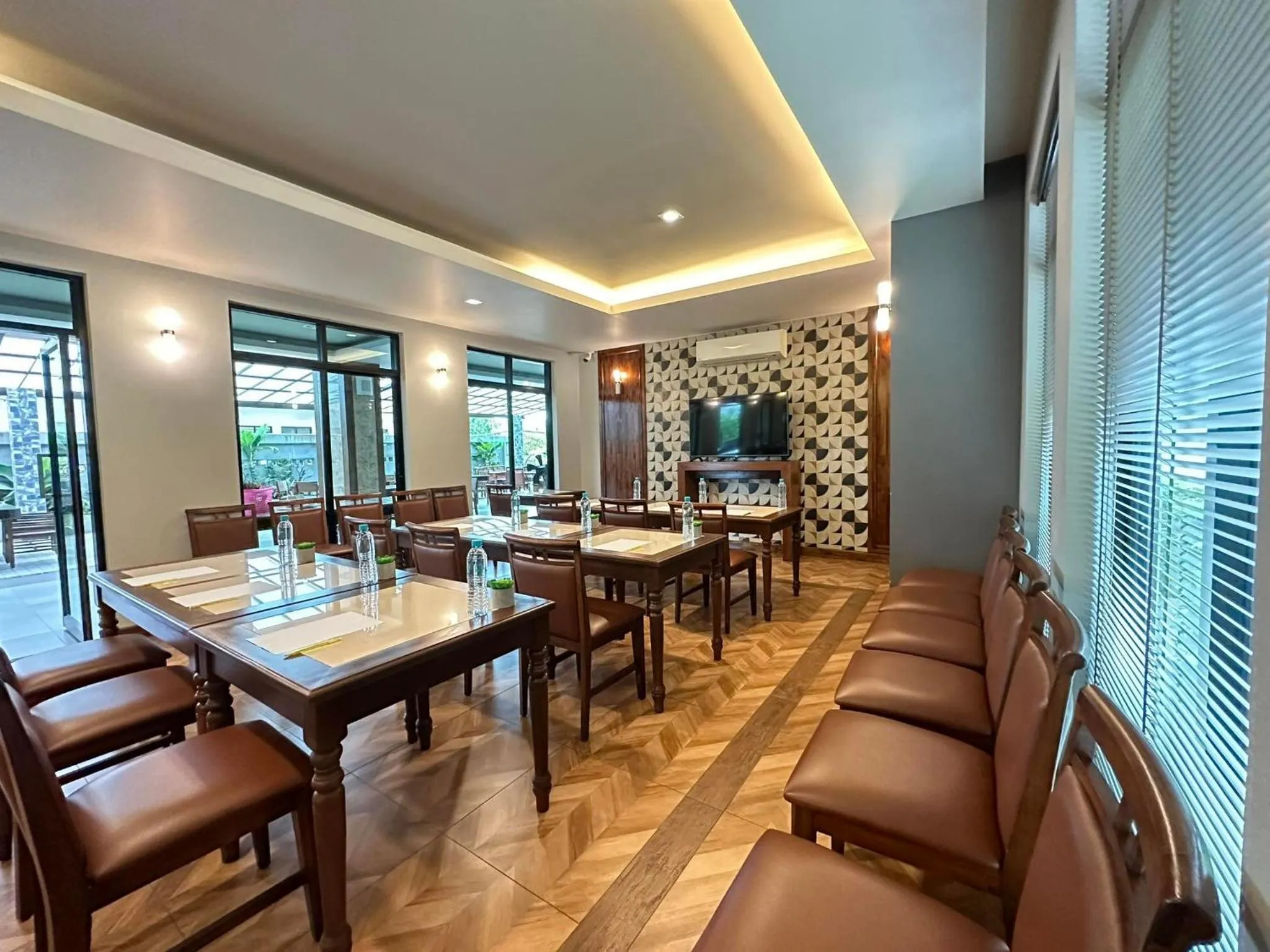 Meeting/conference room in Mangrove Prestige Hotel