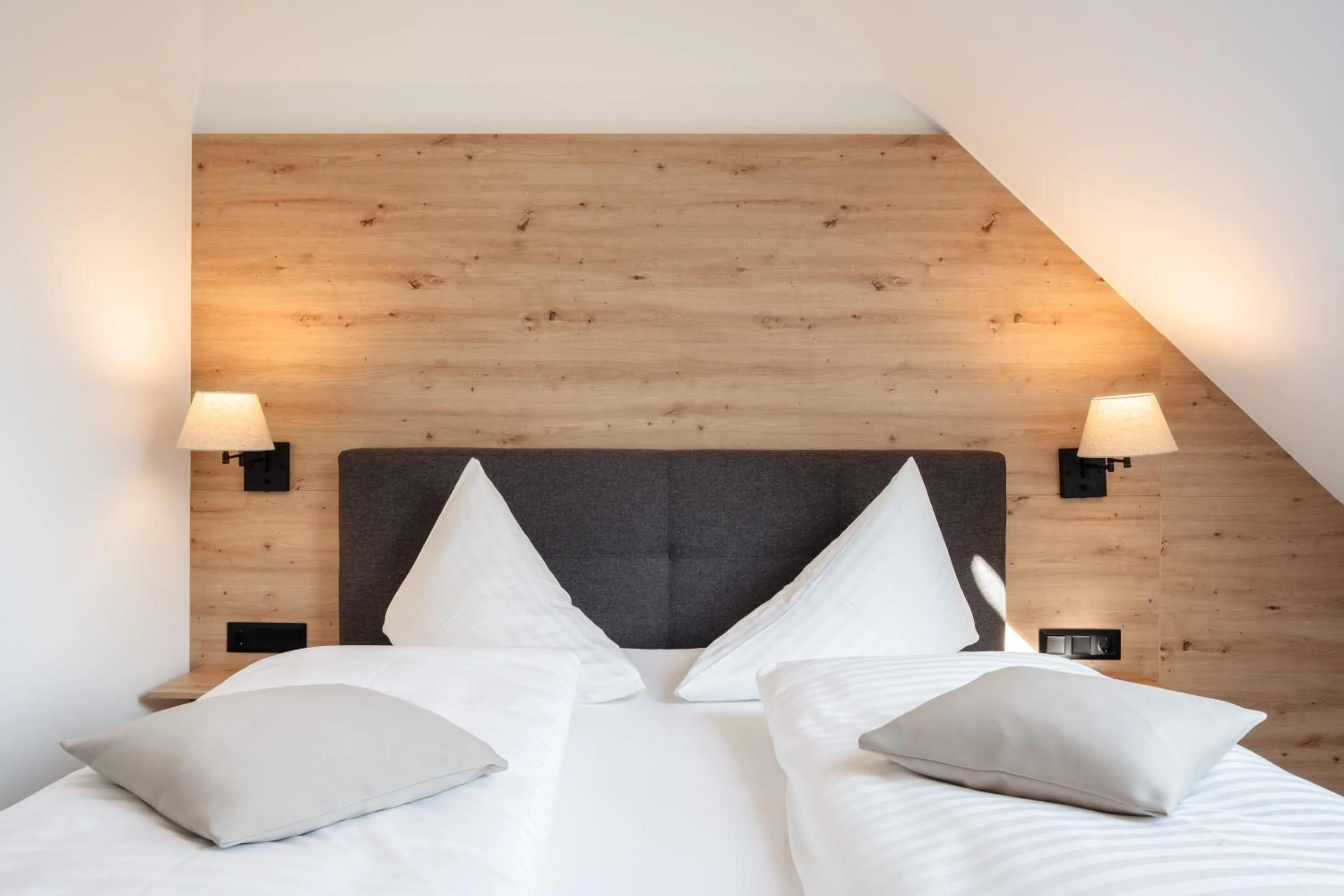 Bedroom, Bed in Landhotel Freitag